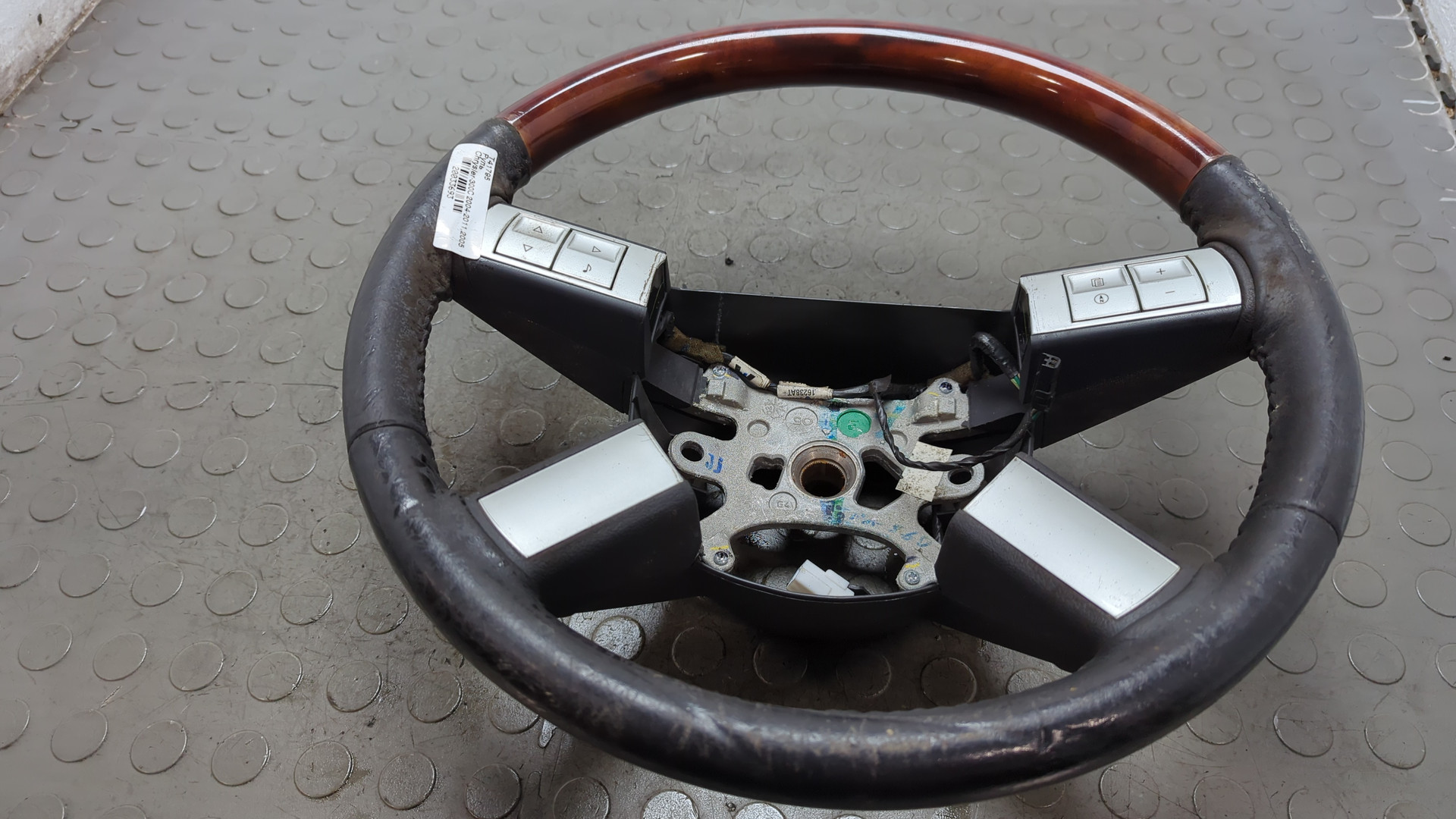 Рулевое колесо (руль)