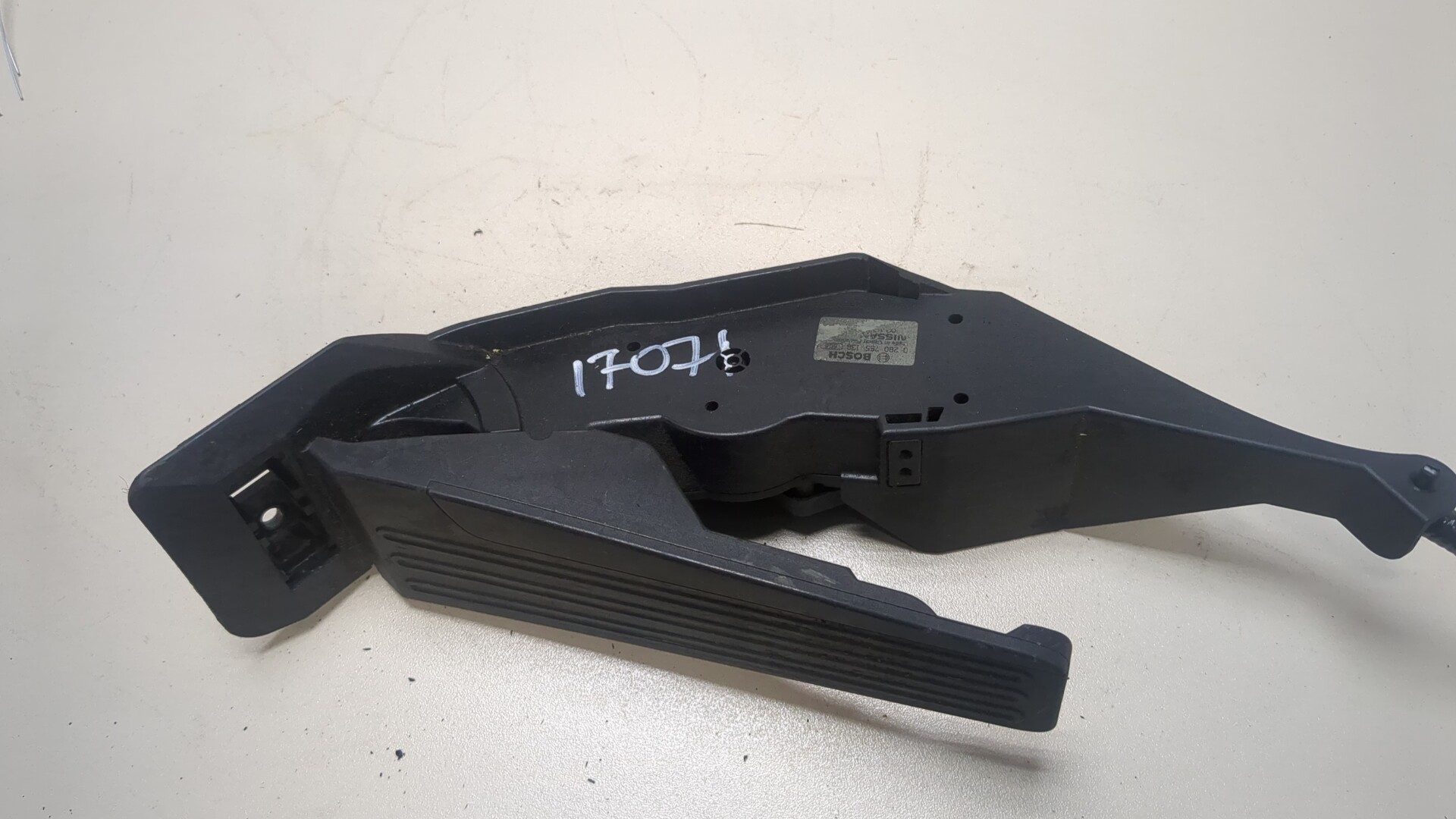 Педаль газа