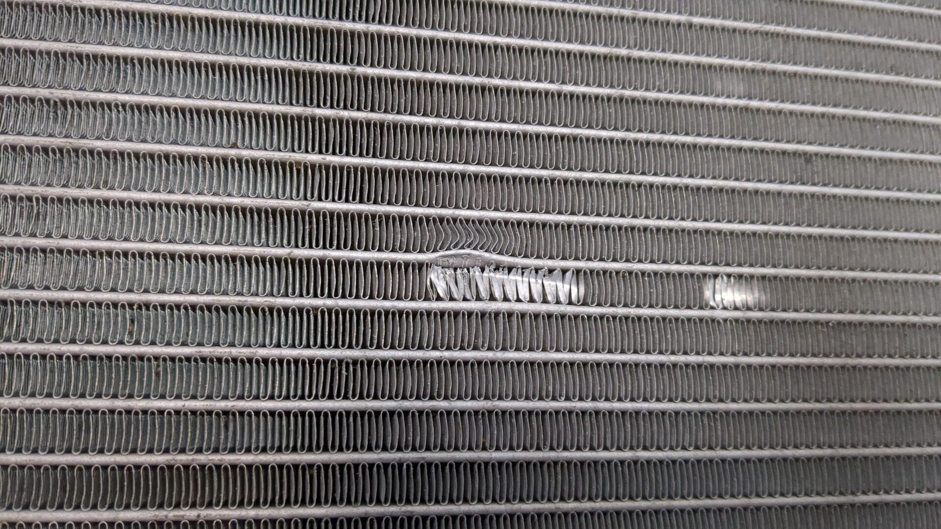 Радиатор охлаждения двигателя основной