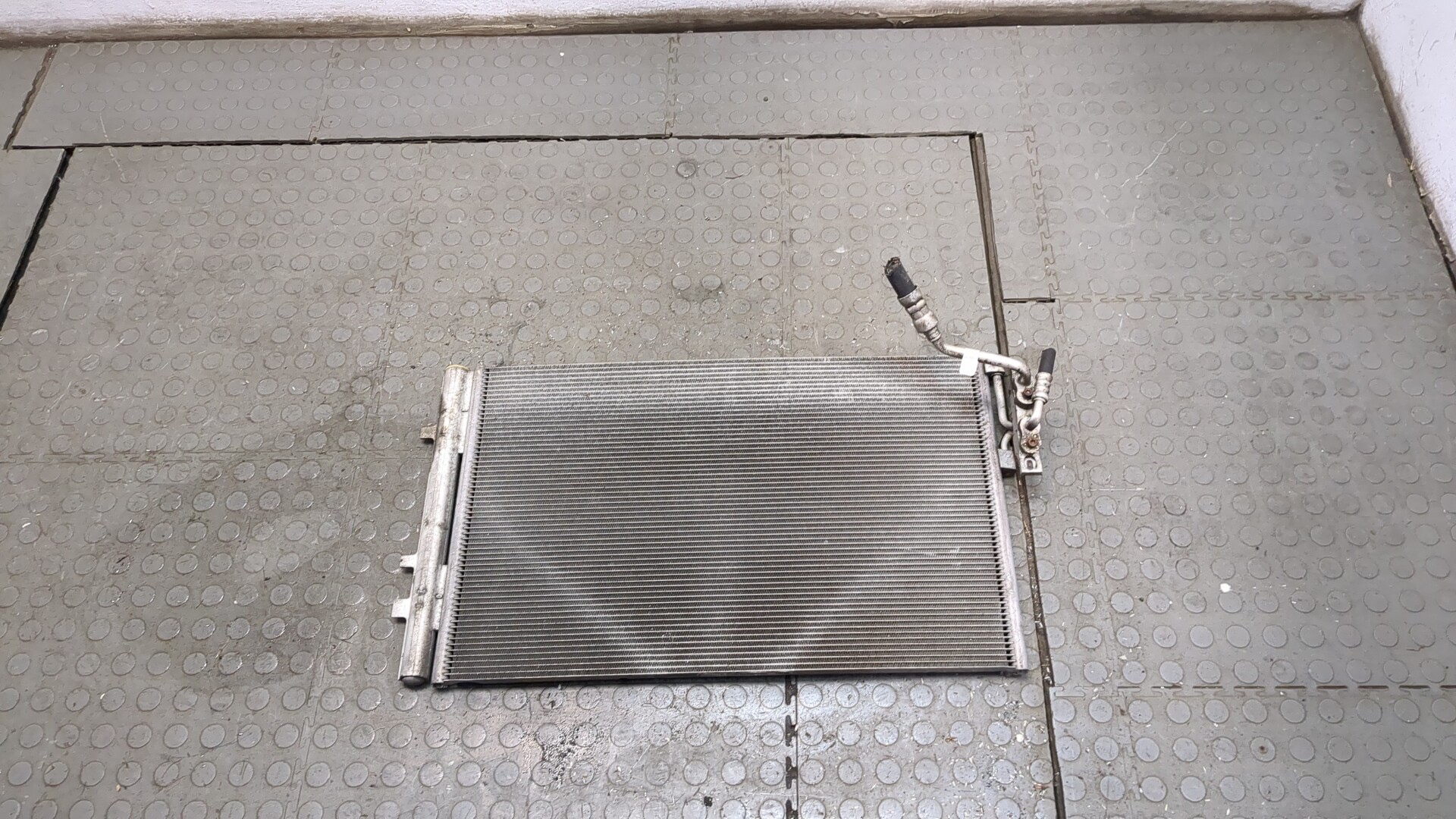 Радиатор кондиционера / конденсер