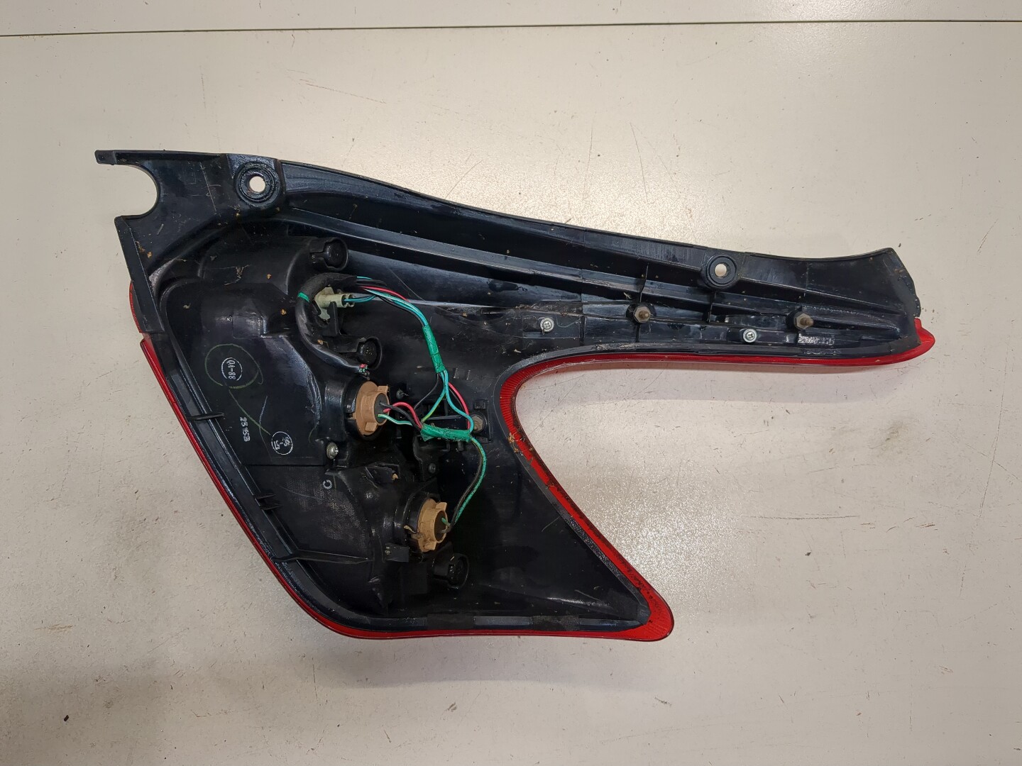 Фонарь задний левый