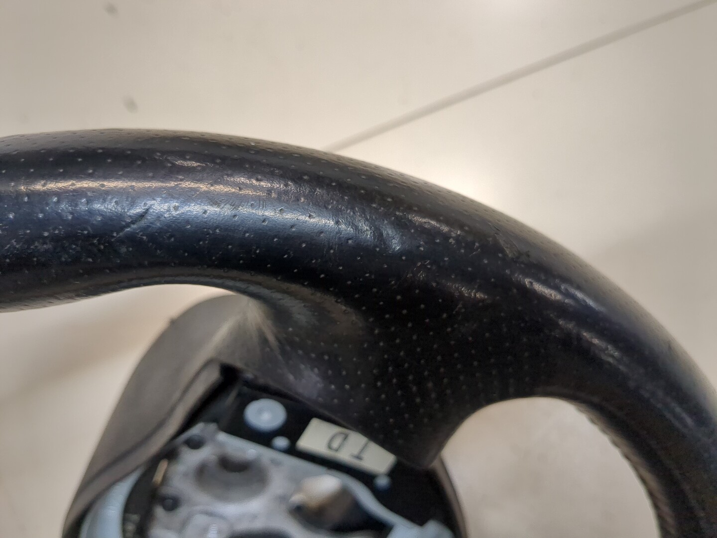 Рулевое колесо (руль)