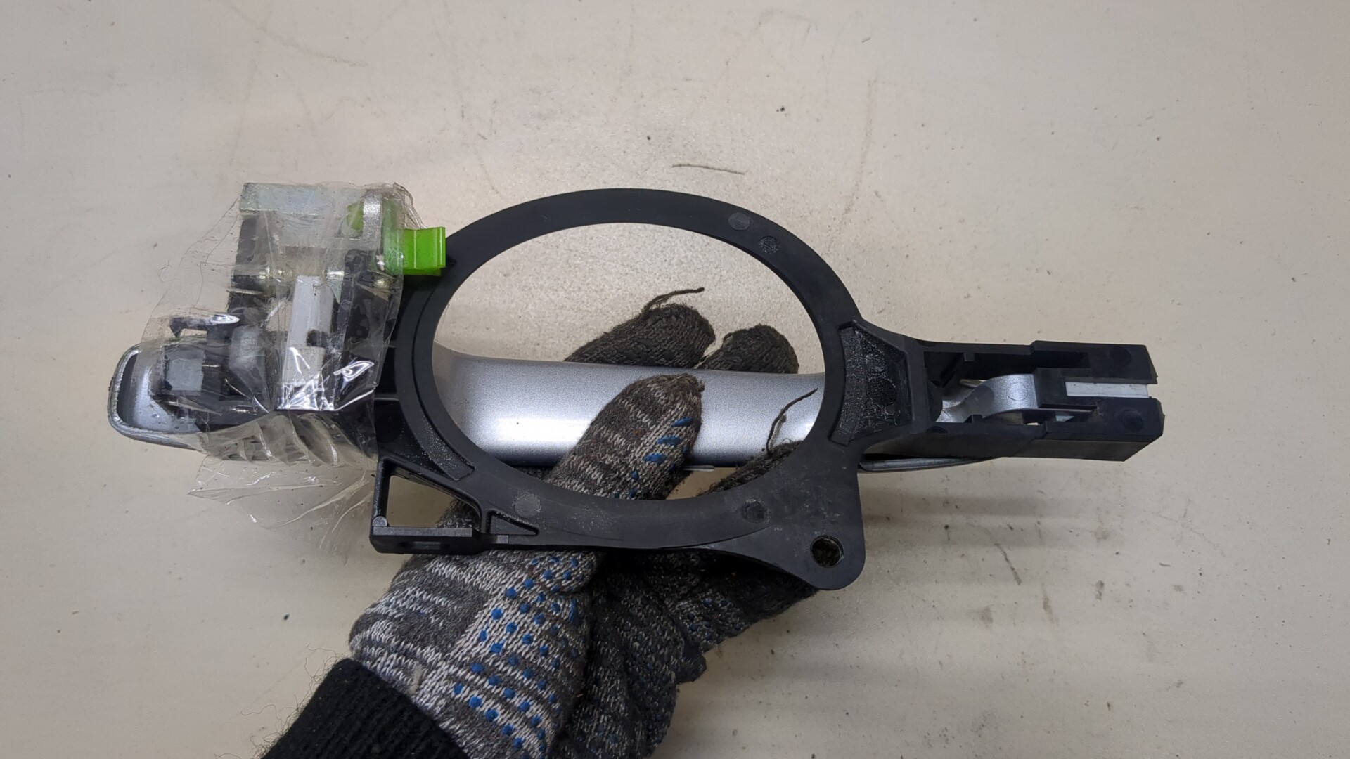 Ручка двери наружная