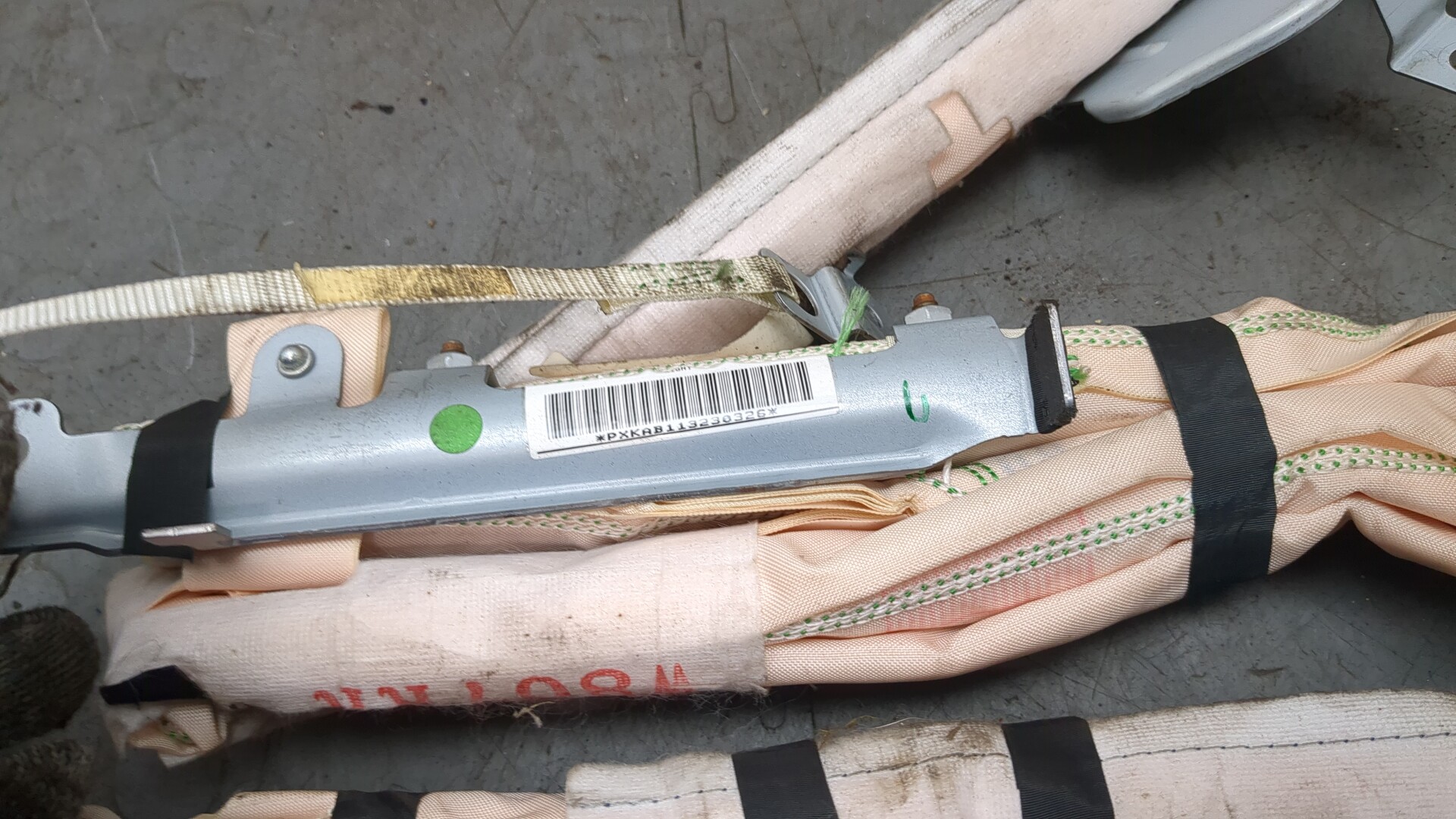 Подушка безопасности боковая (шторка)