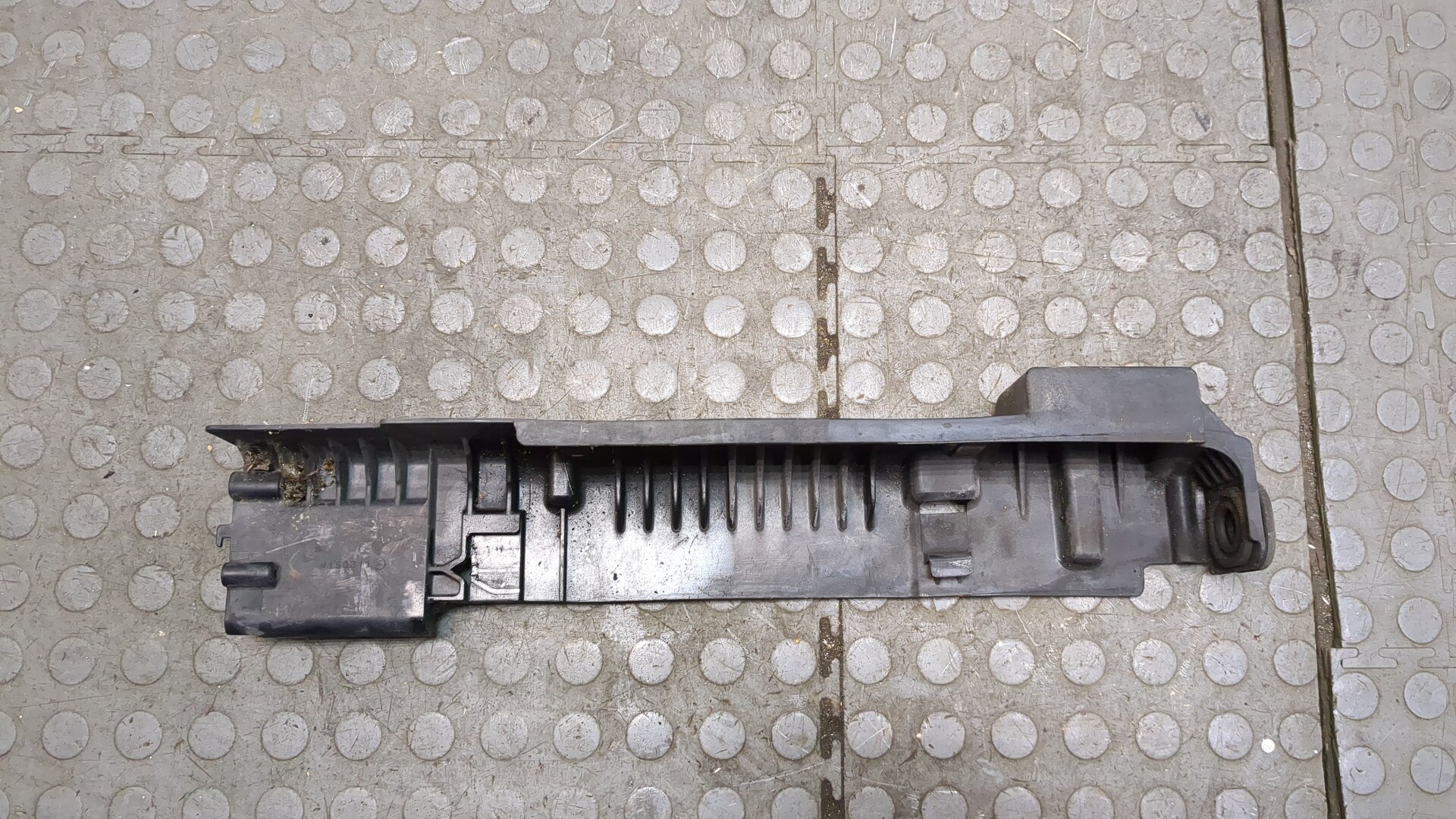 Кронштейн радиатора