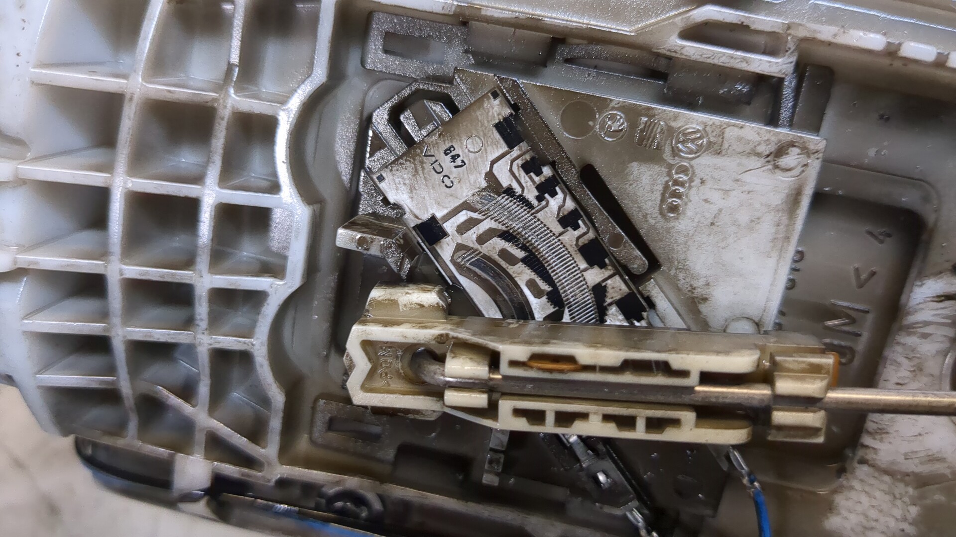 Насос топливный электрический