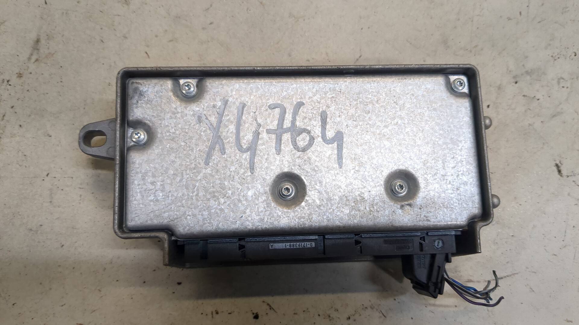 Блок управления подушек безопасности (AIR BAG)