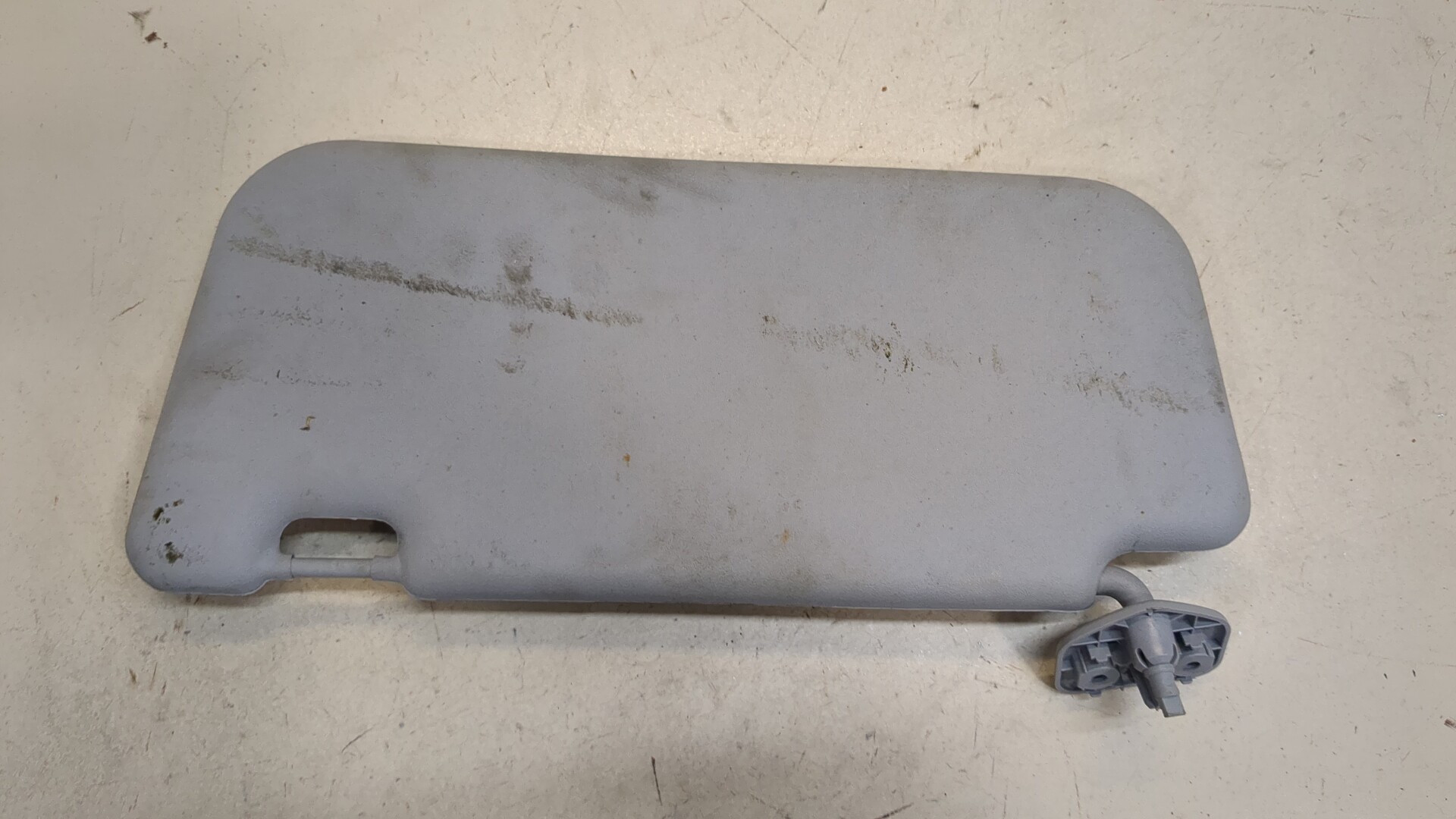 Козырек солнцезащитный