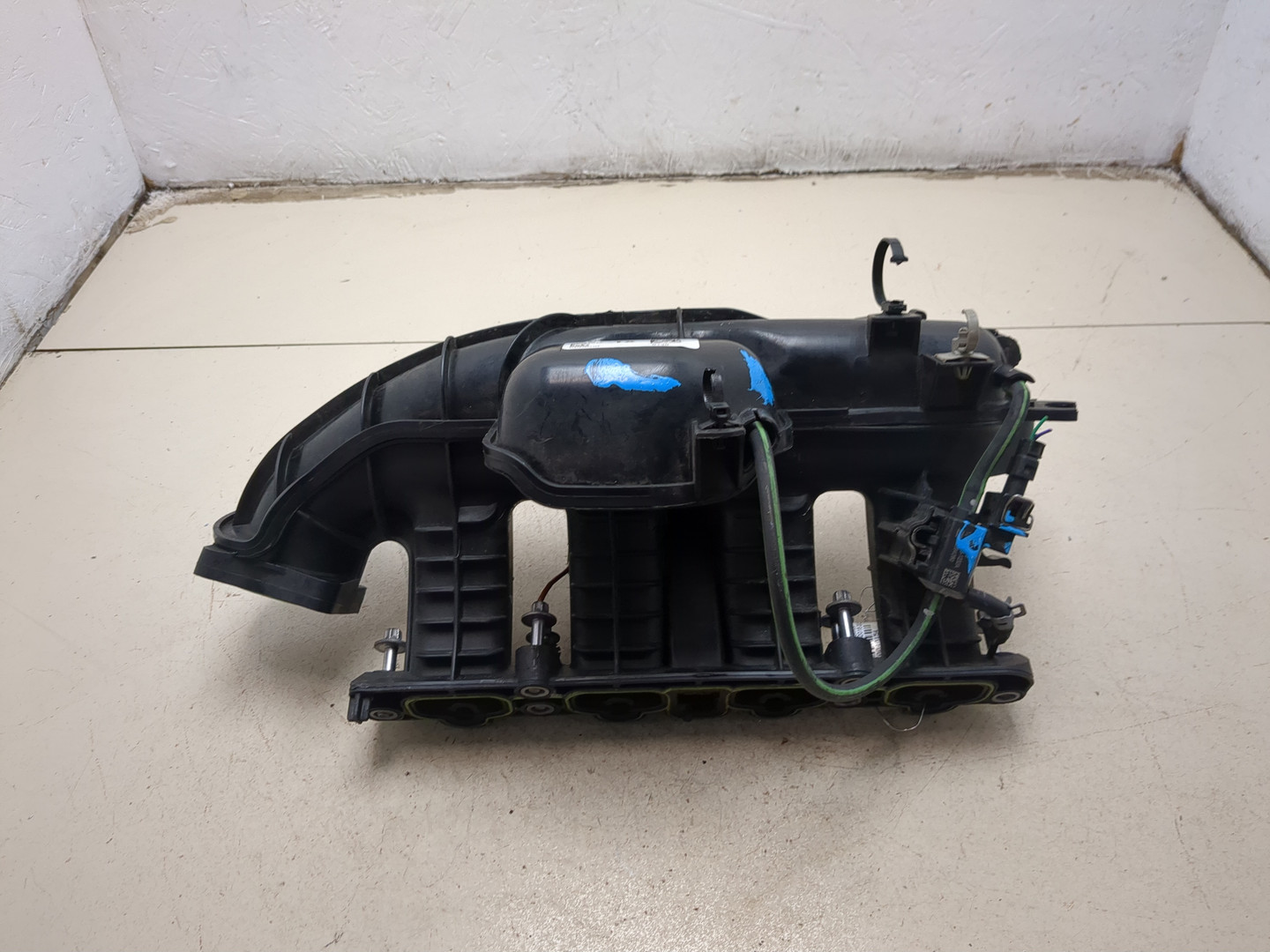 Коллектор впускной