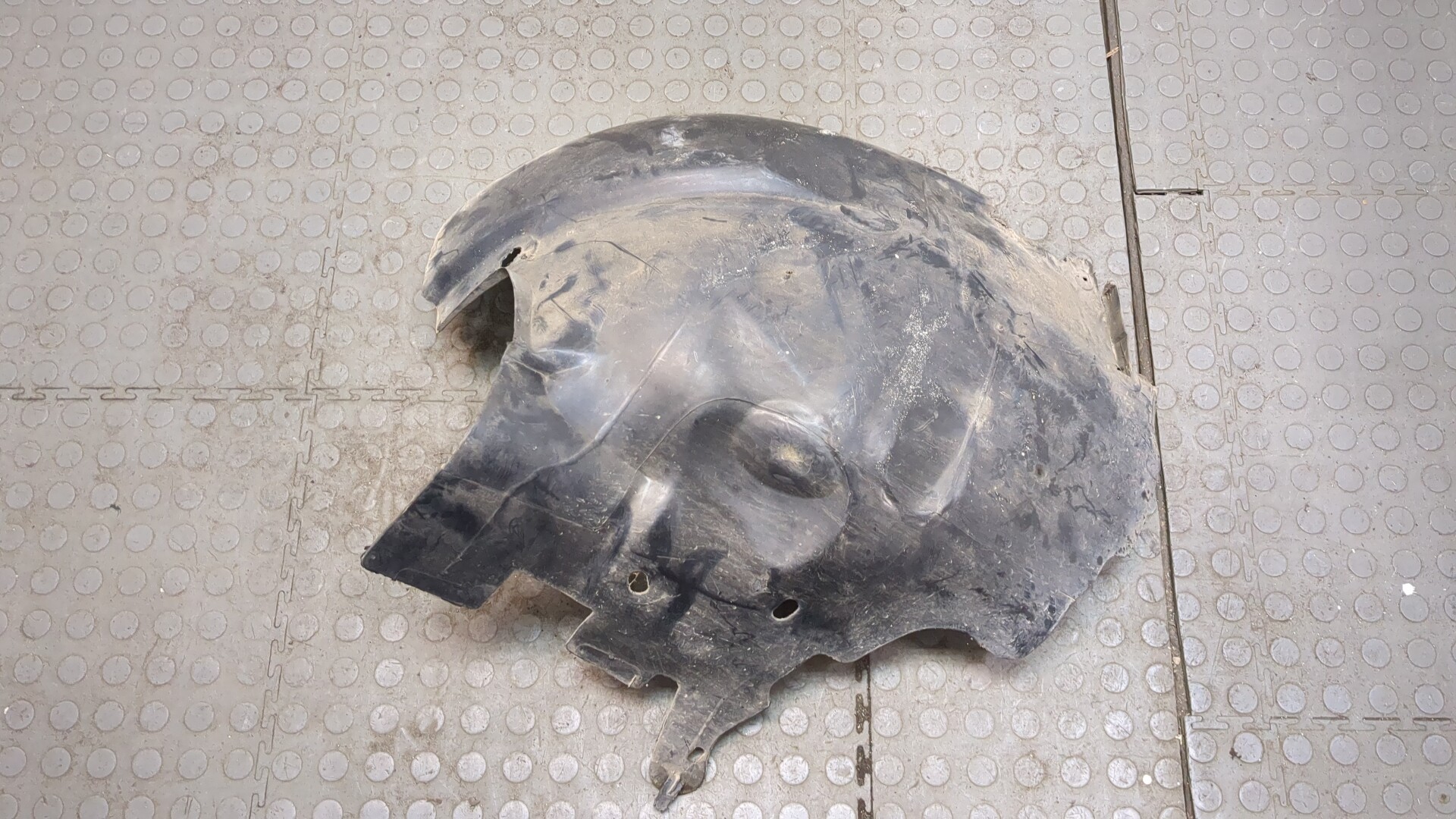 Локер передний правый