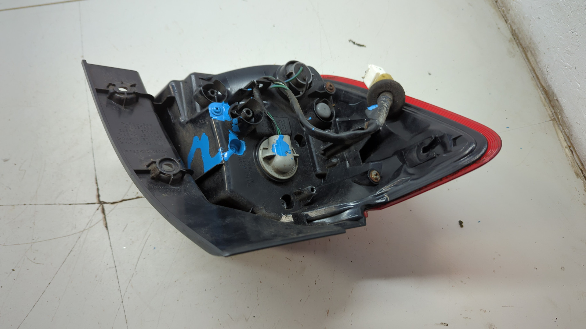 Фонарь задний правый