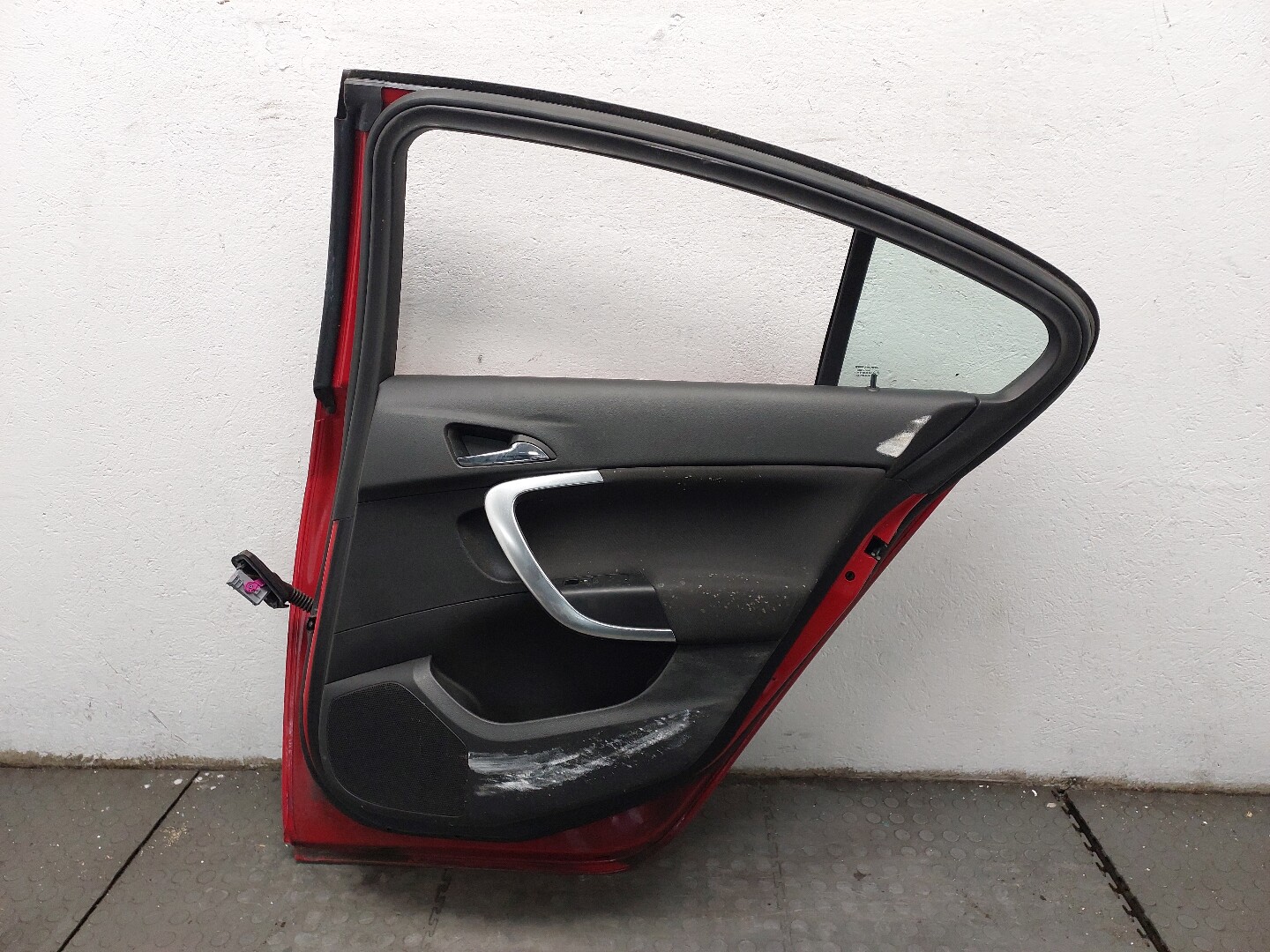 Дверь задняя правая