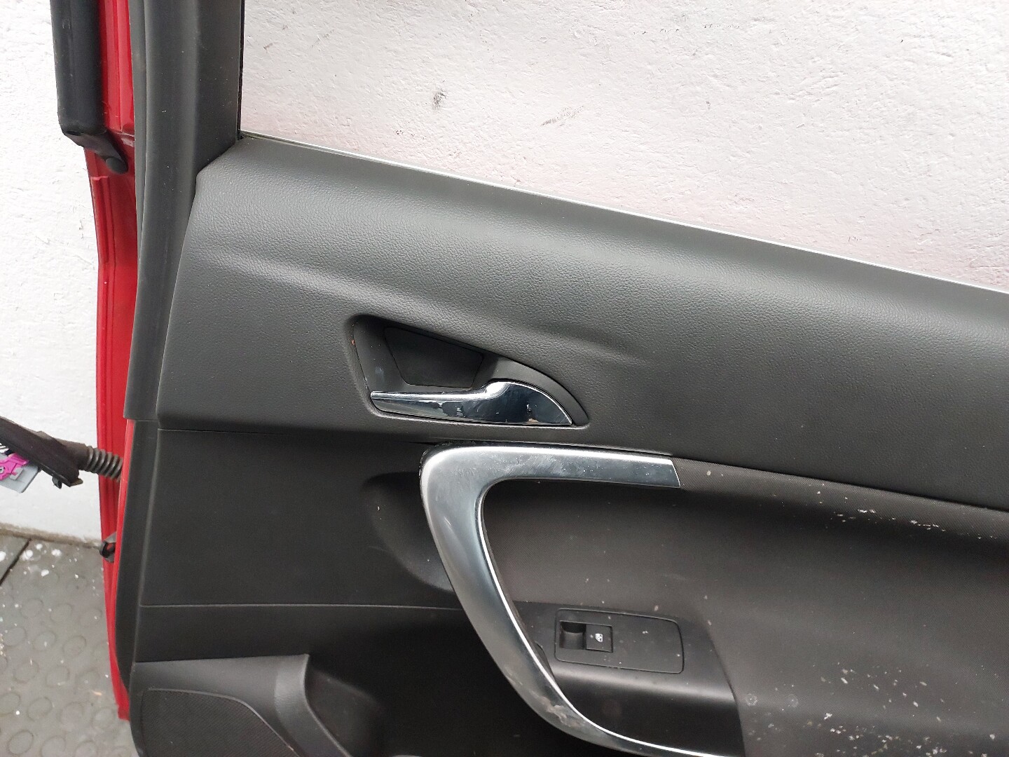 Дверь задняя правая