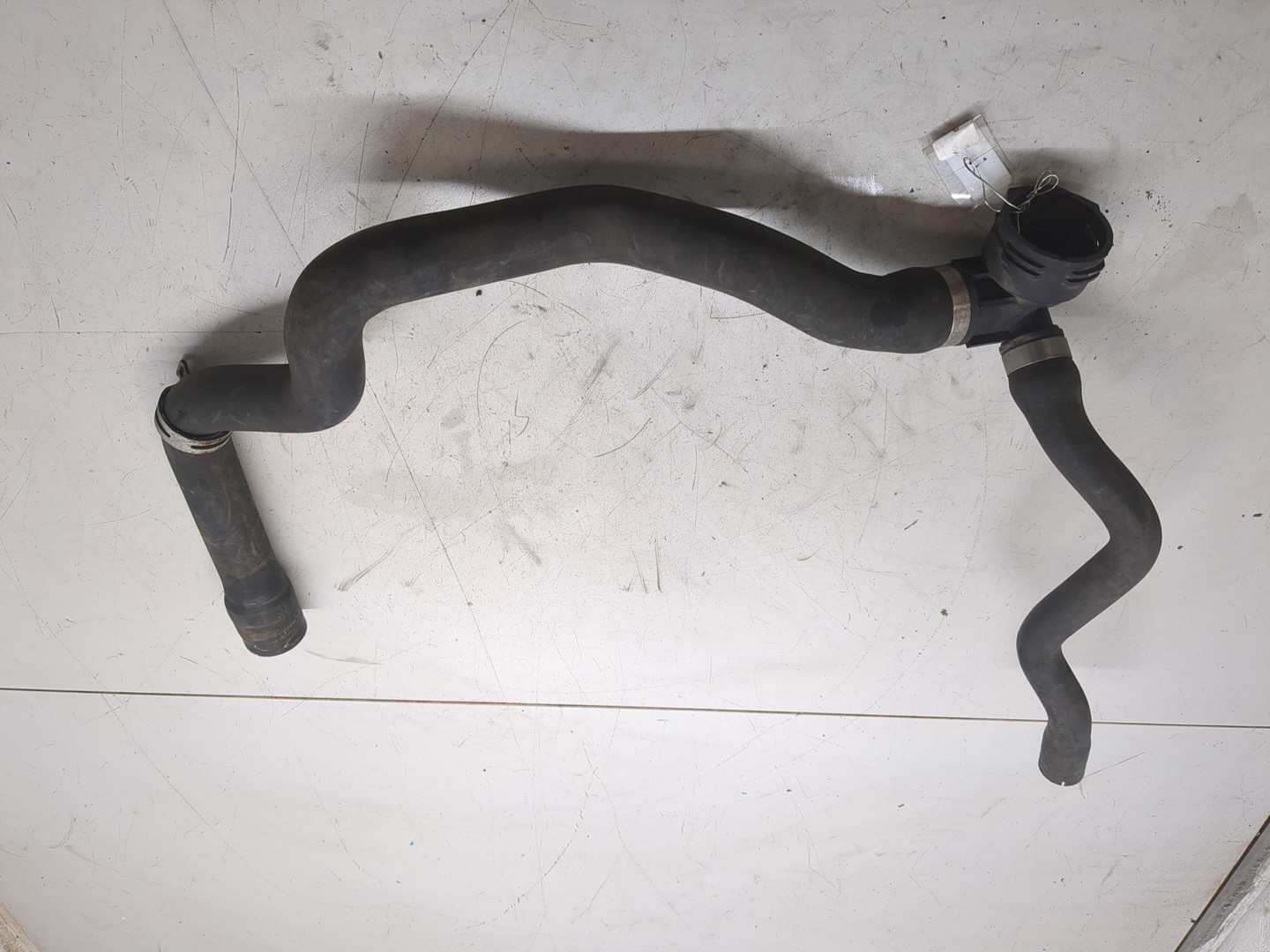 Шланг системы охлаждения