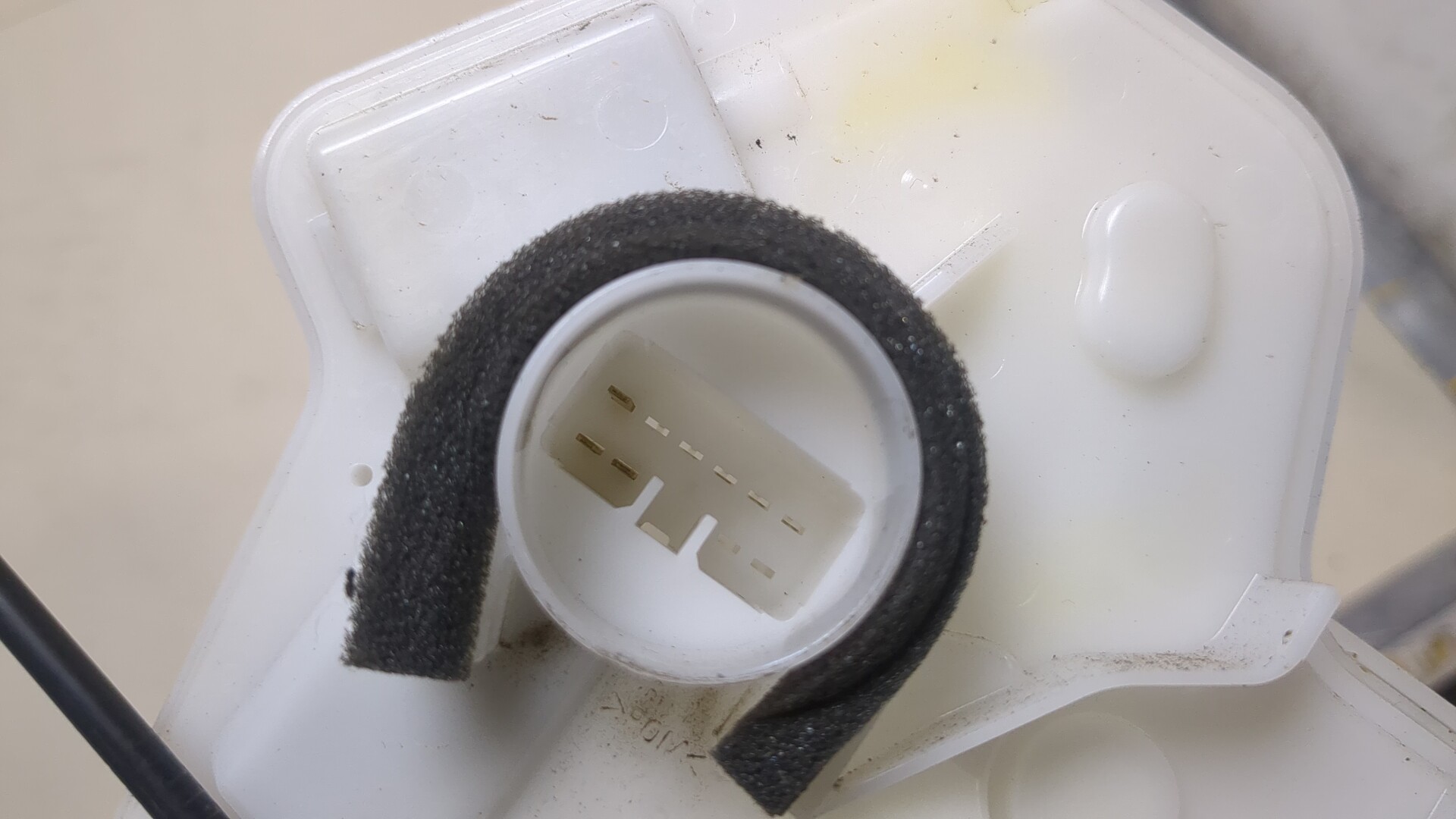 Замок двери задней правой