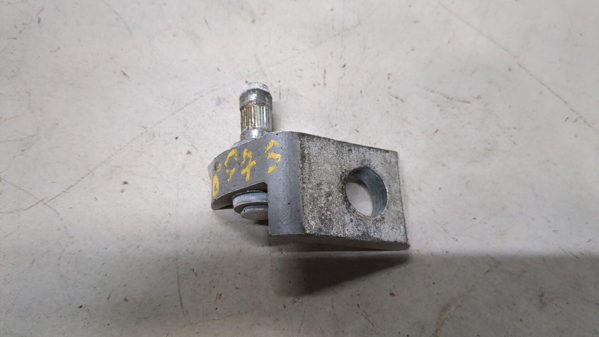 Петля двери передней для Q5 (FY) 2016>