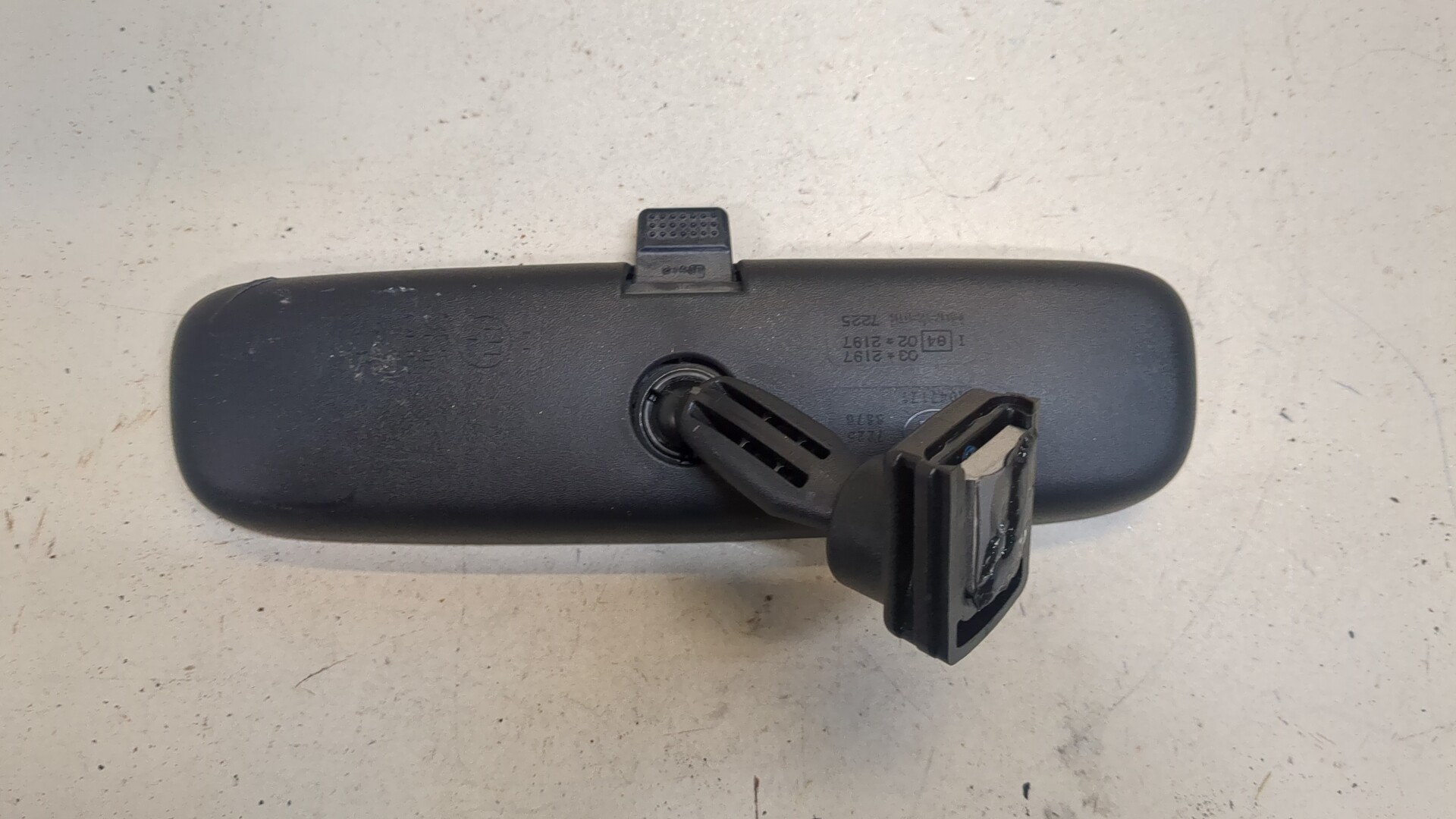 Зеркало заднего вида