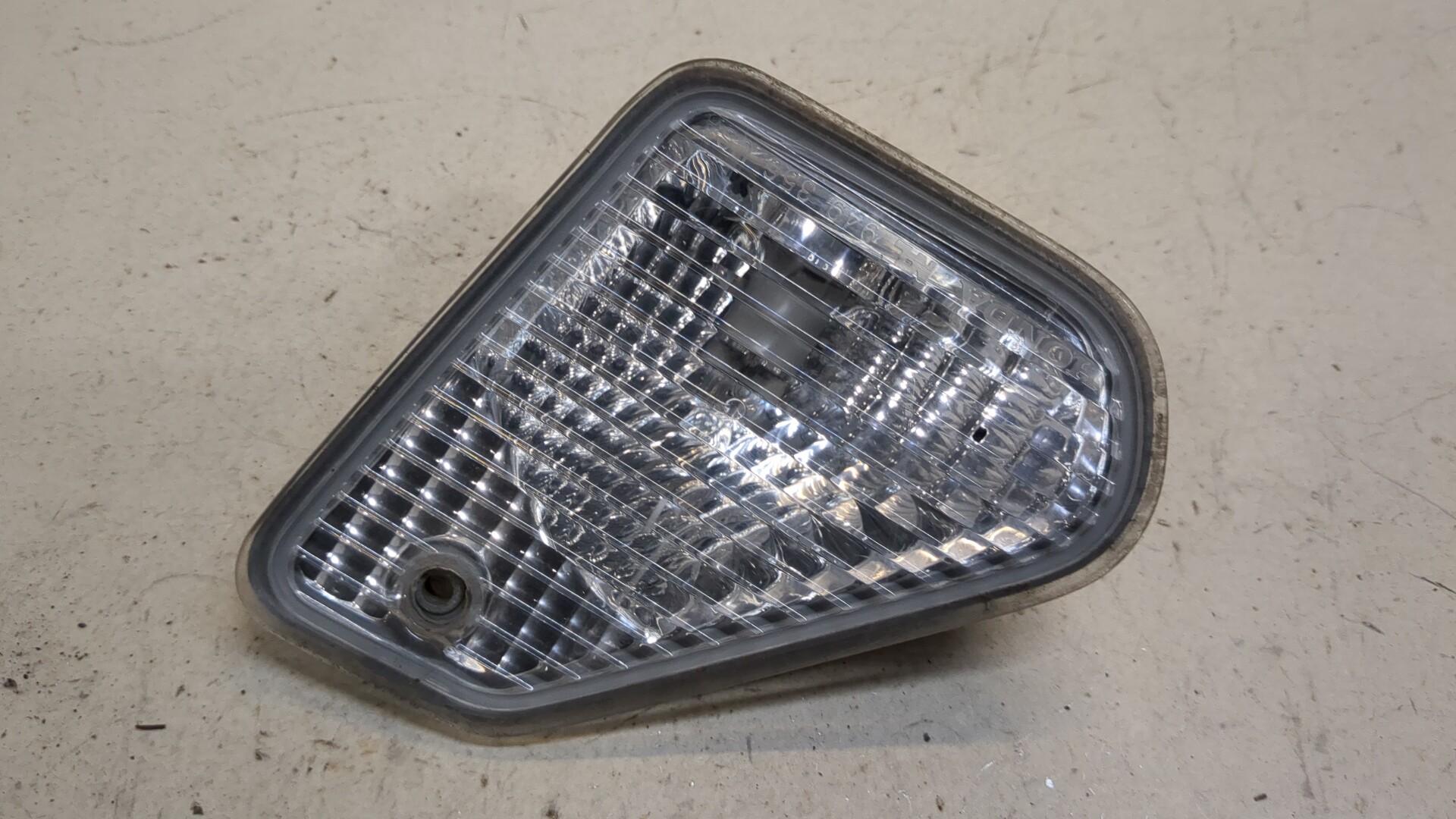 Плафон салонный