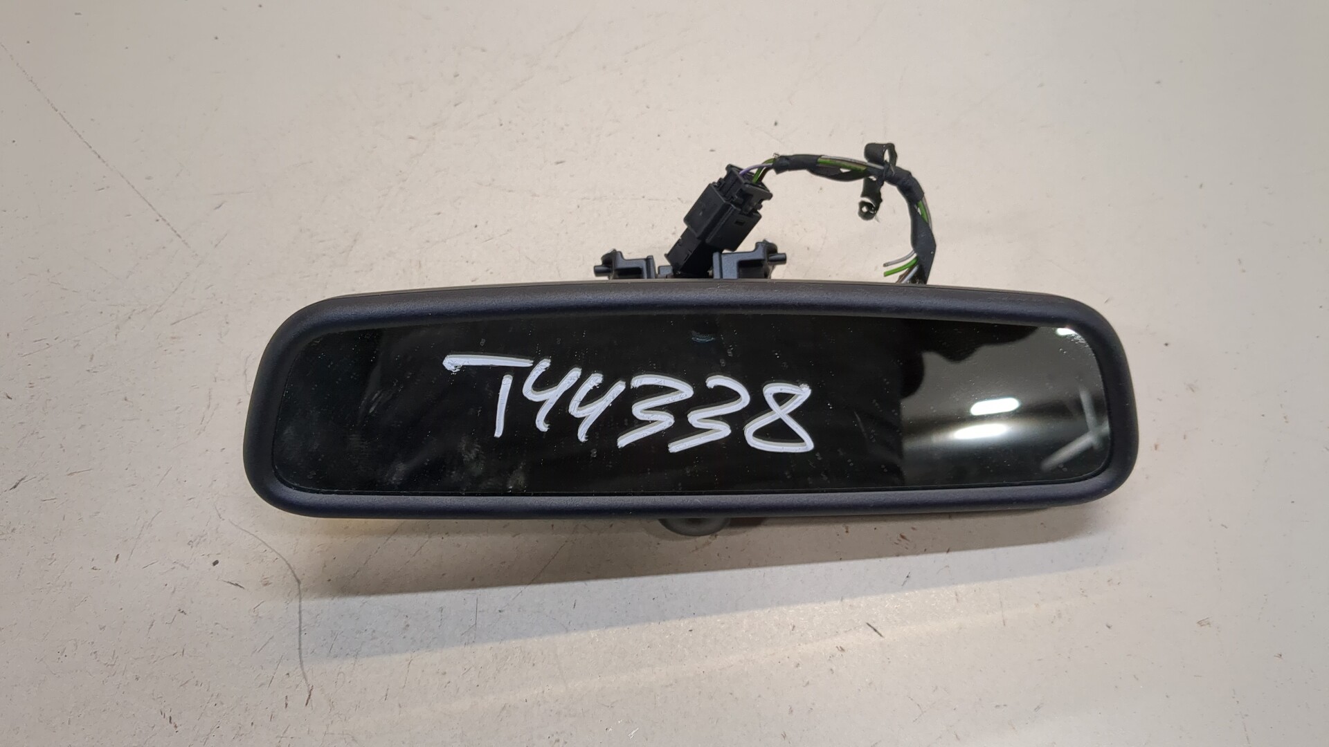 Зеркало заднего вида