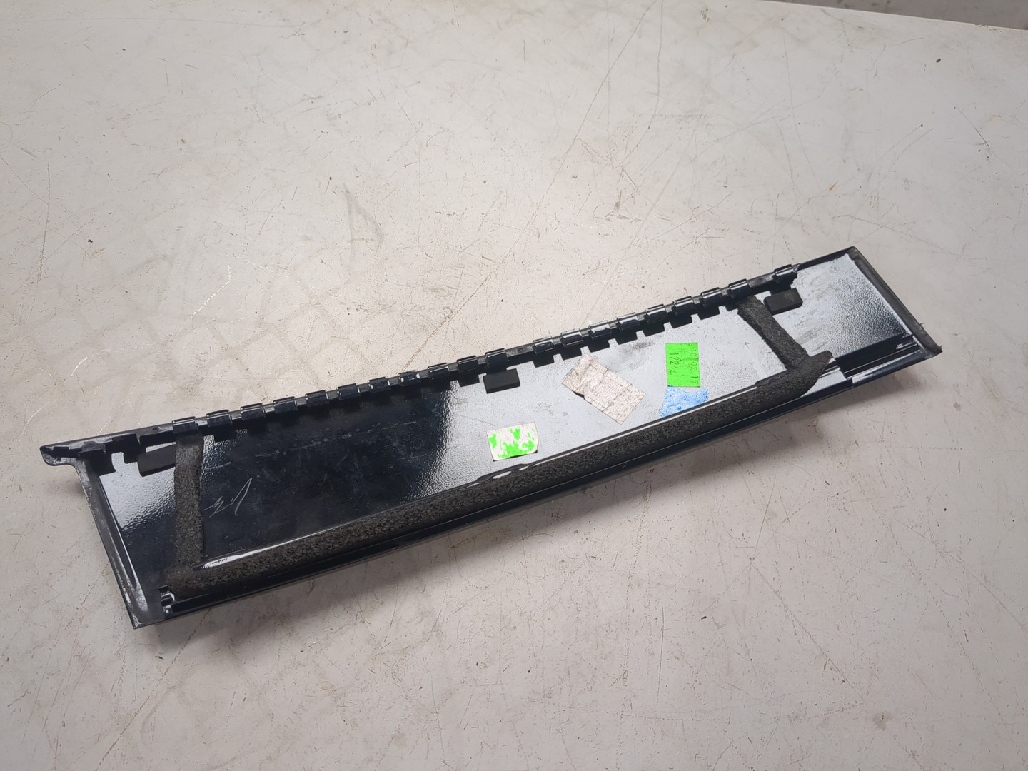 Молдинг двери