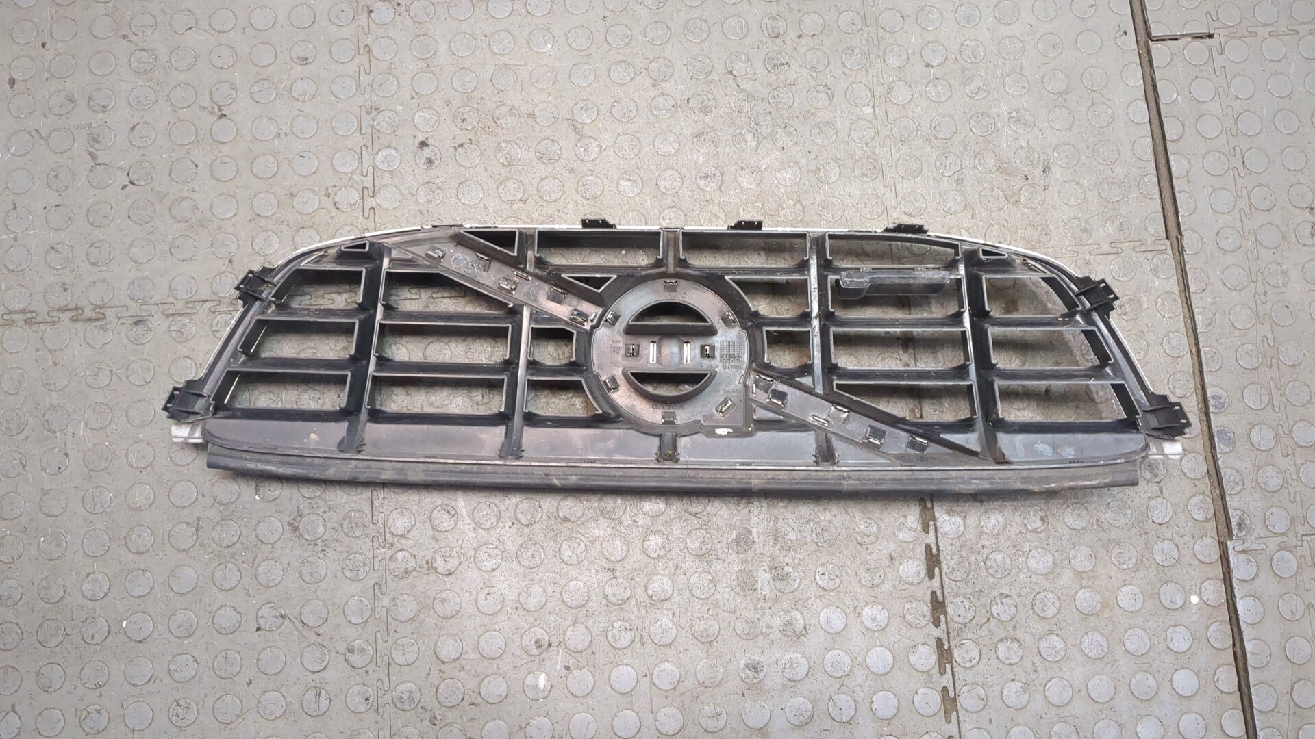 Решетка радиатора