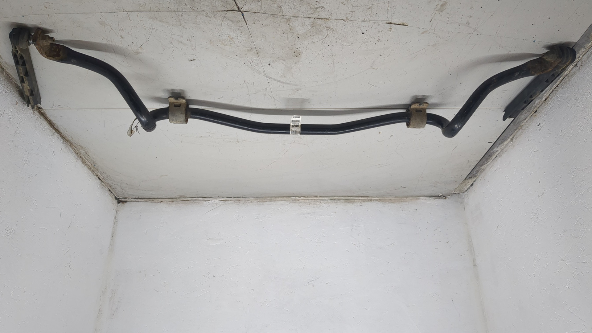 Стабилизатор передний