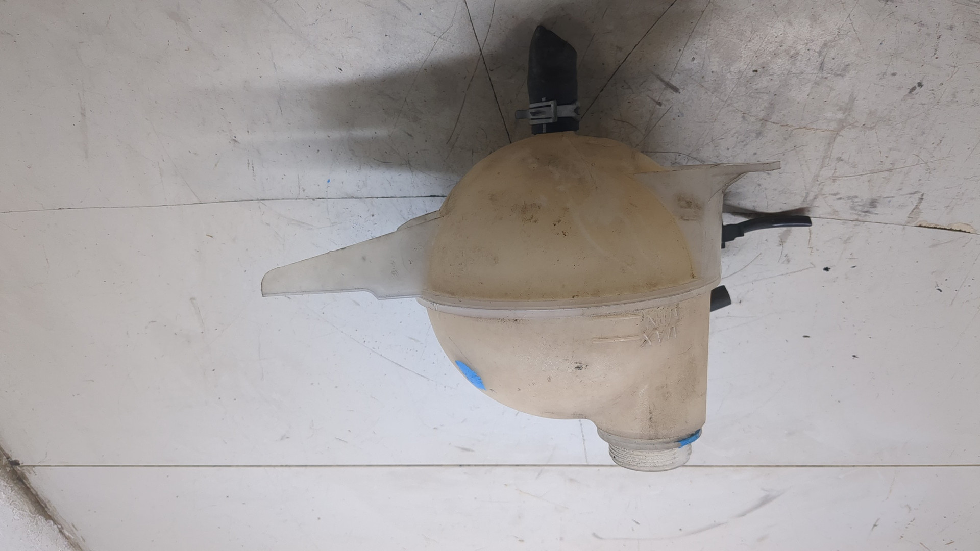 Бачок расширительный