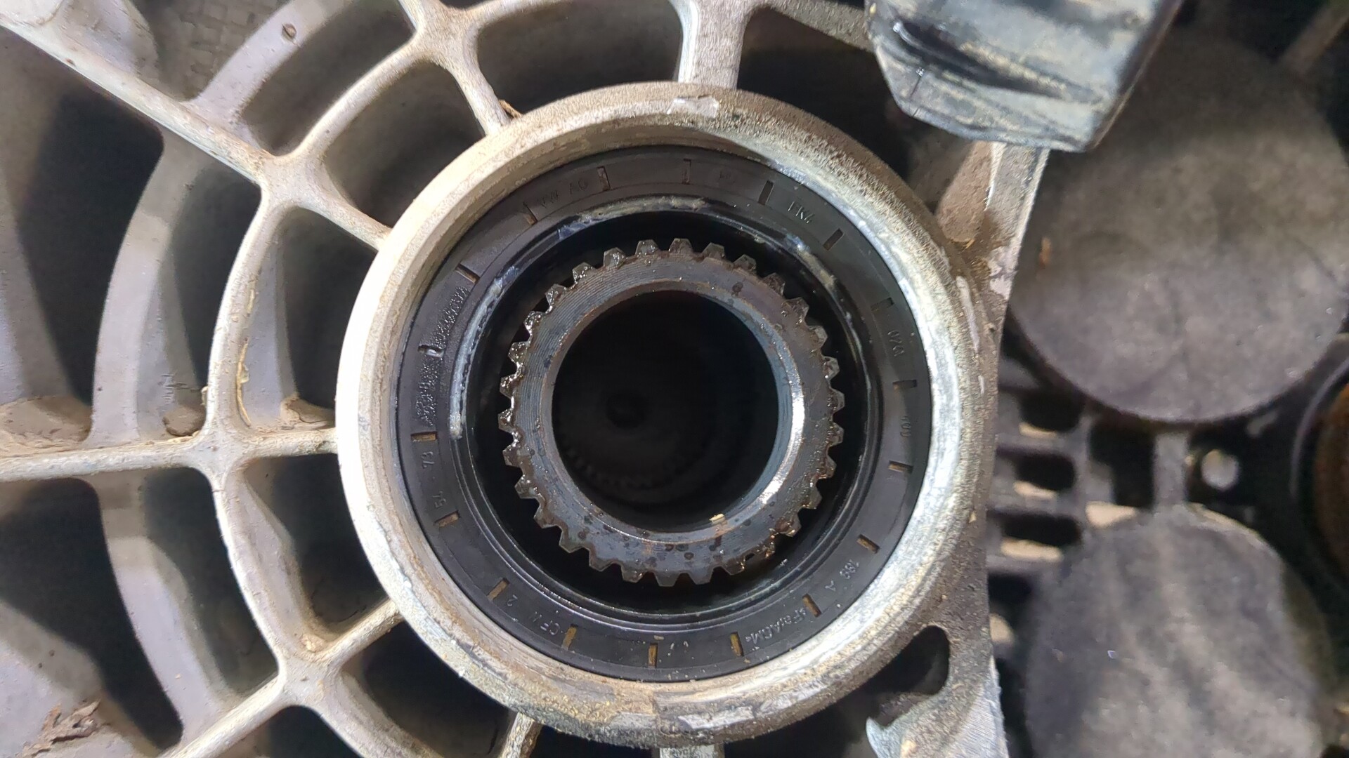 МКПП (механическая коробка переключения передач)