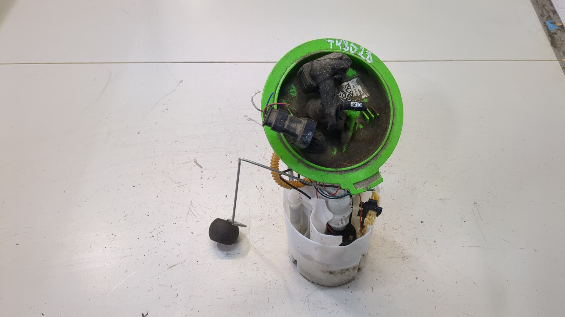 Насос топливный электрический