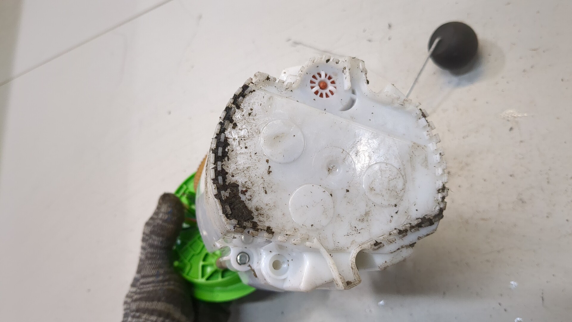 Насос топливный электрический