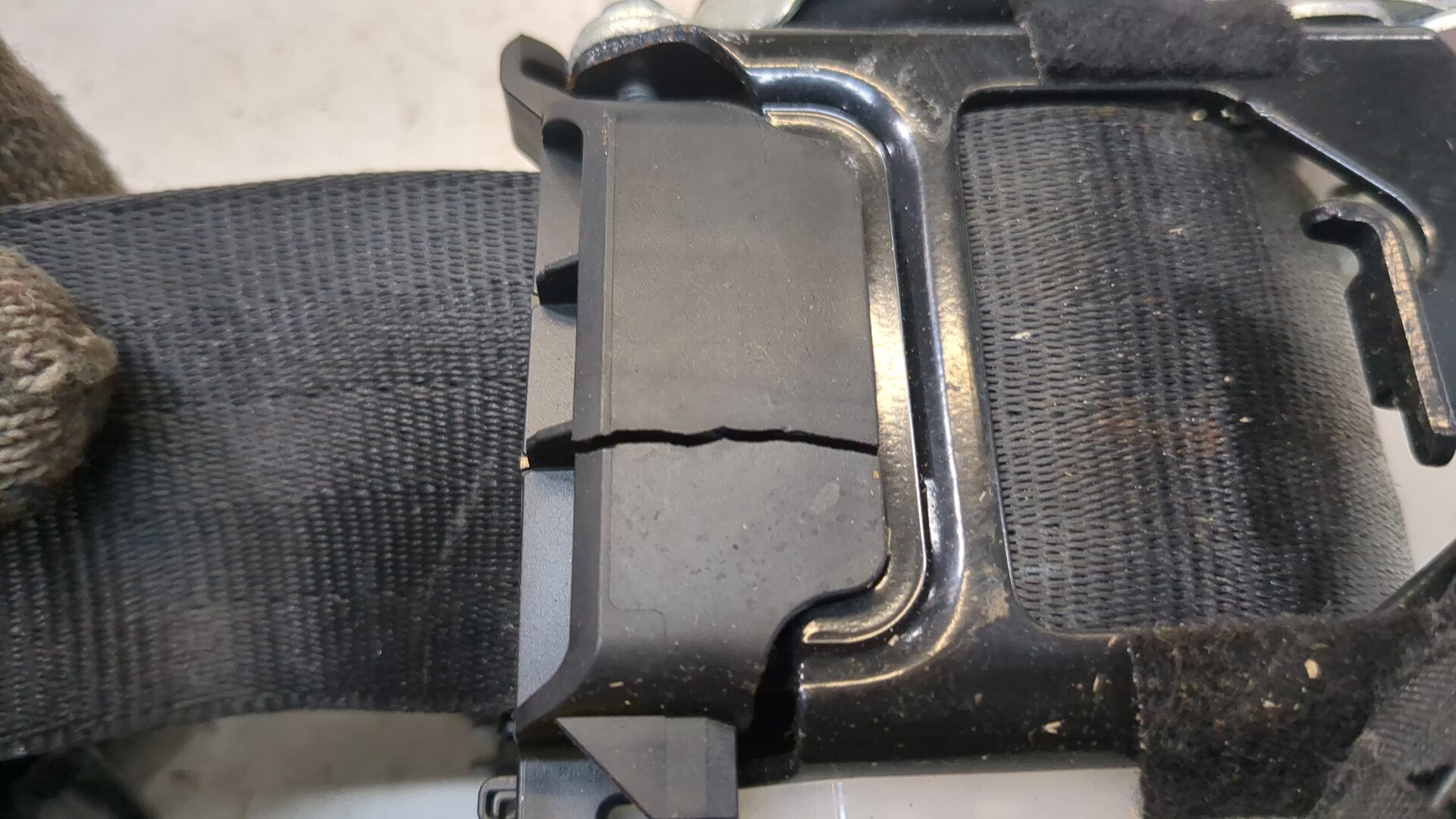 Ремень безопасности