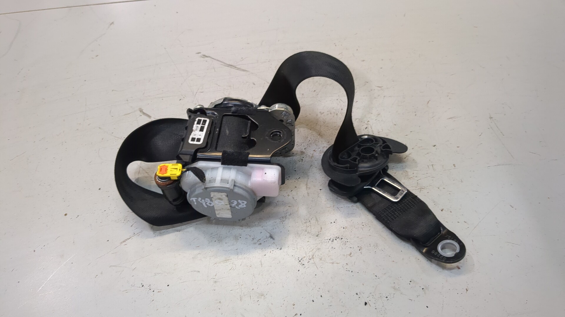 Ремень безопасности