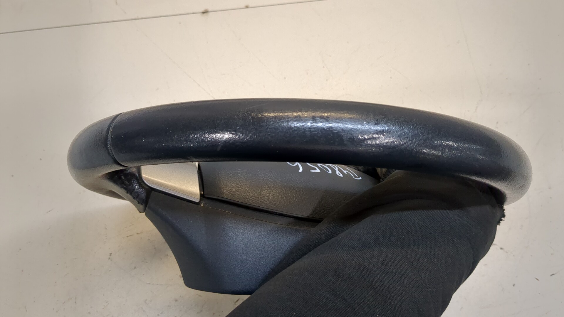 Рулевое колесо (руль)