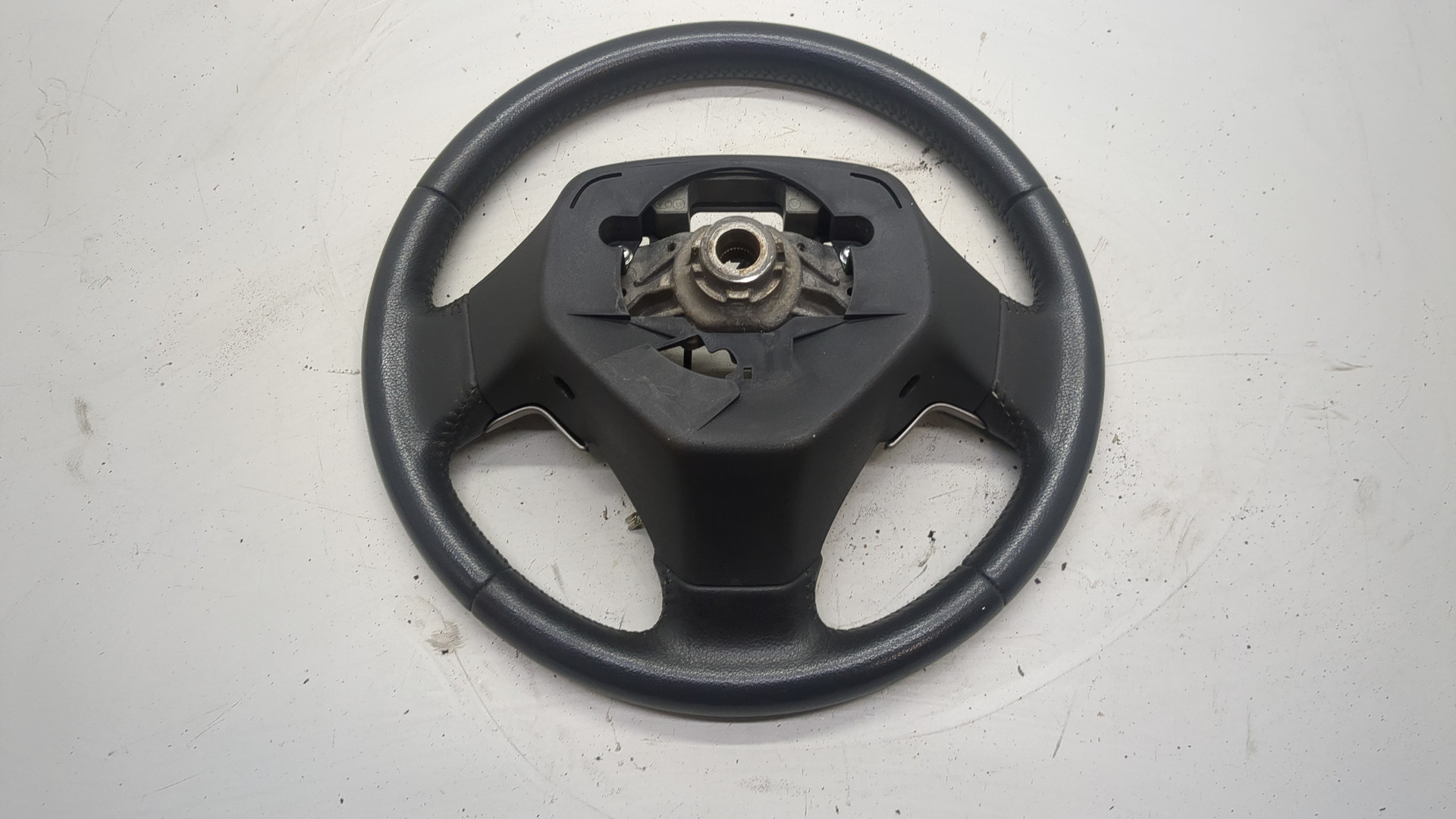 Рулевое колесо (руль)