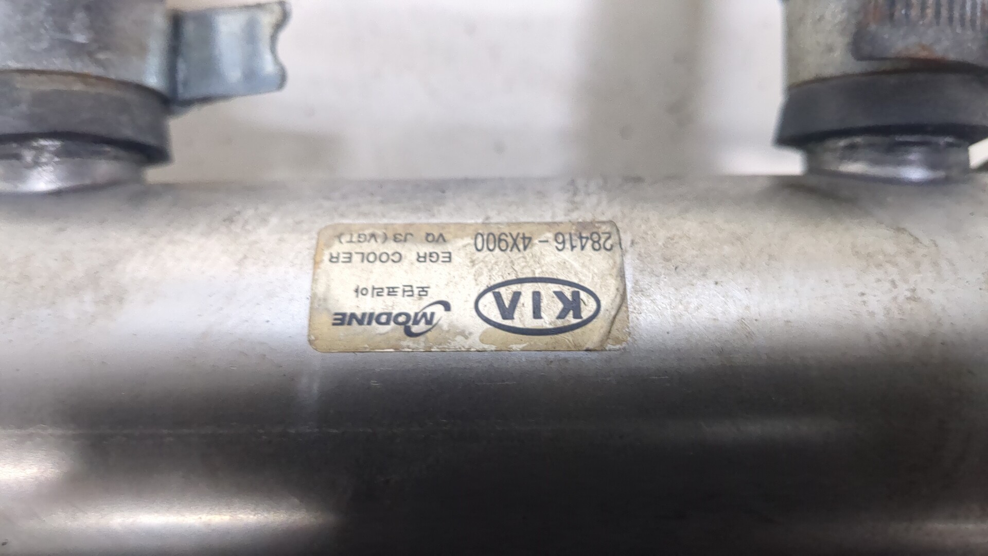 Тройник вентиляции картерных газов