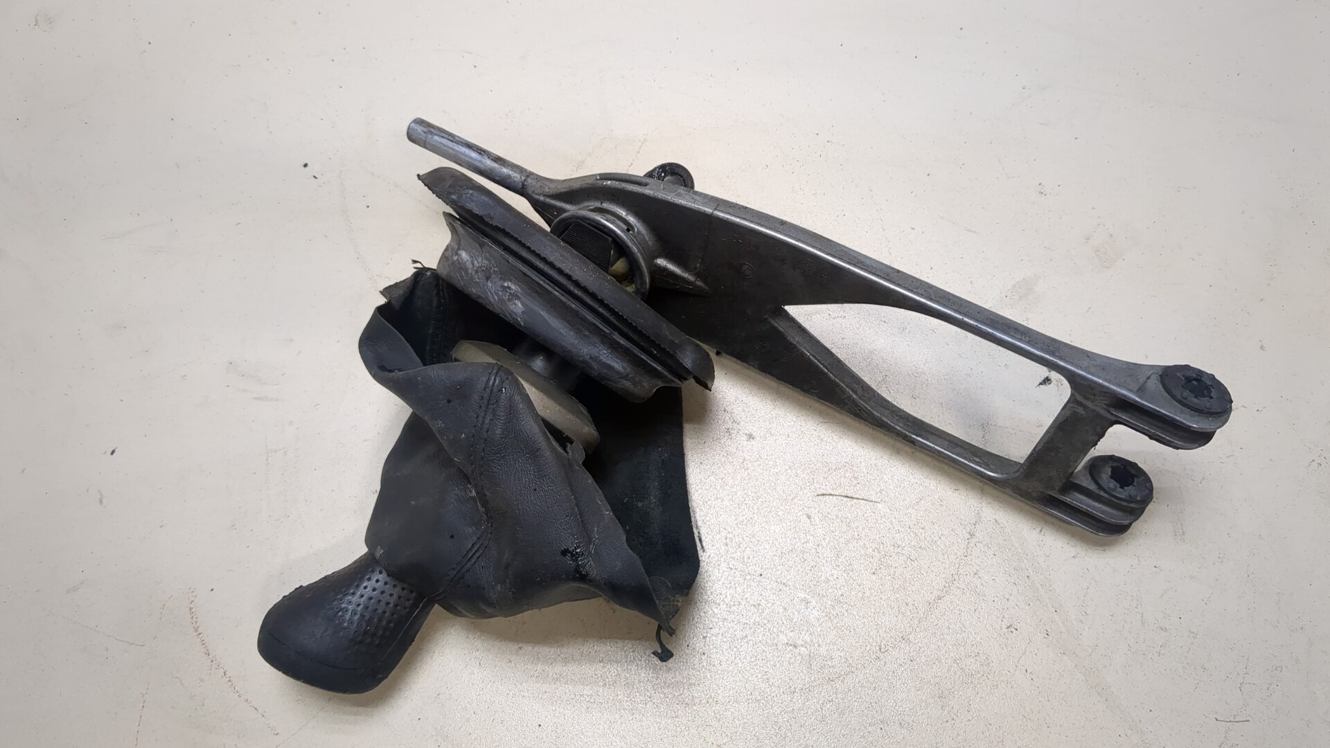 Кулиса МКПП / АКПП