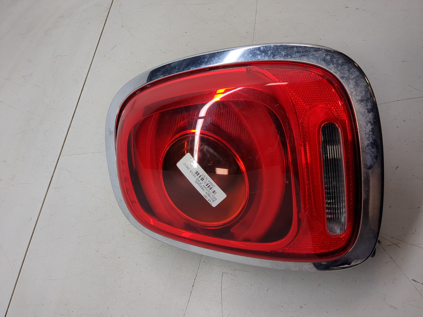 Фонарь задний правый