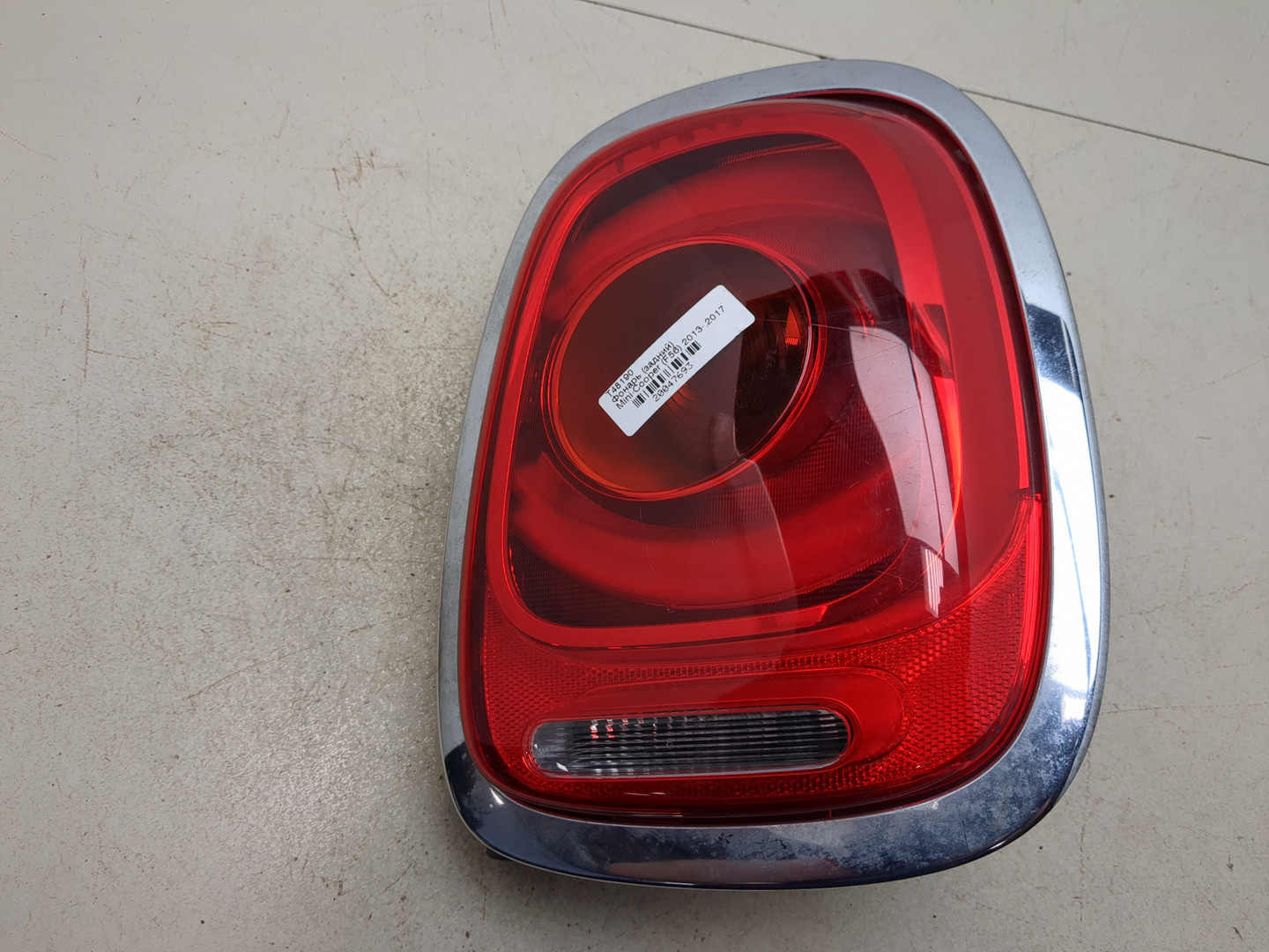 Фонарь задний правый