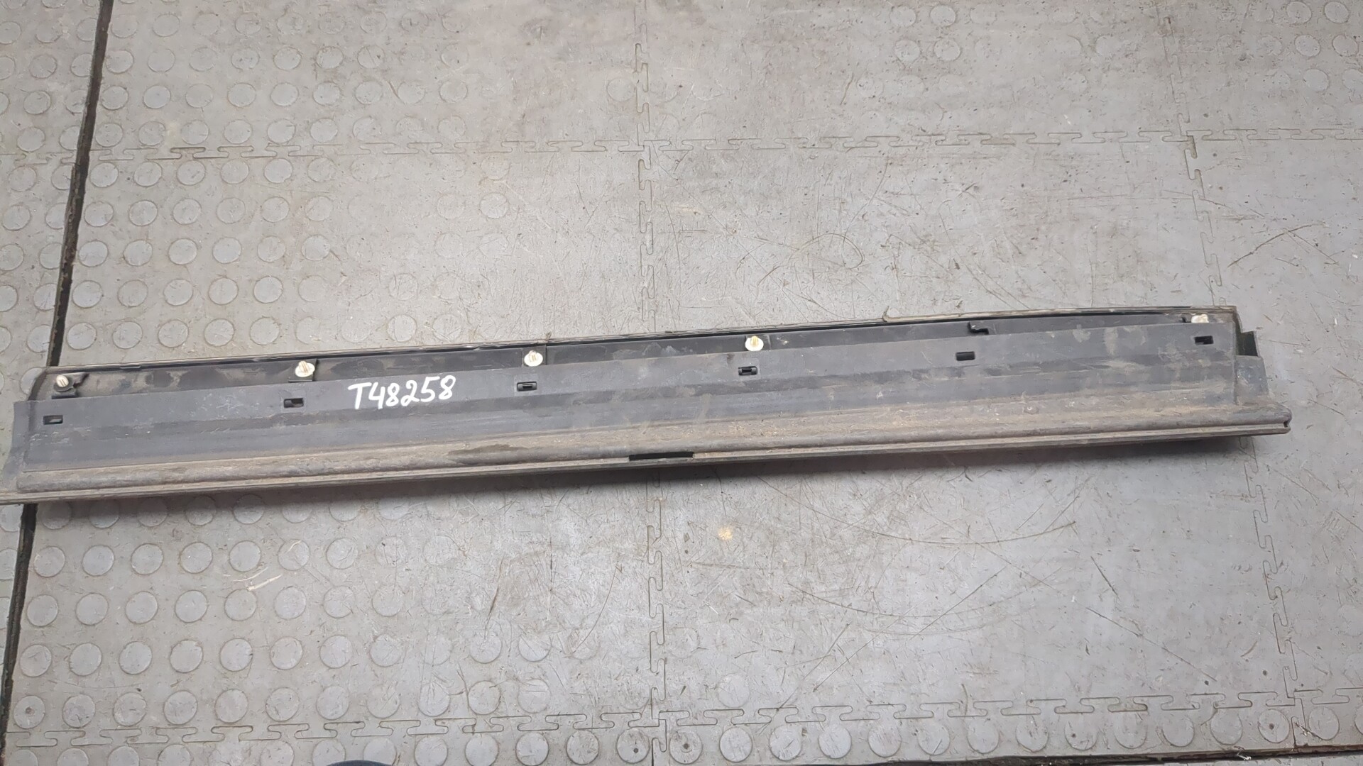 Молдинг двери