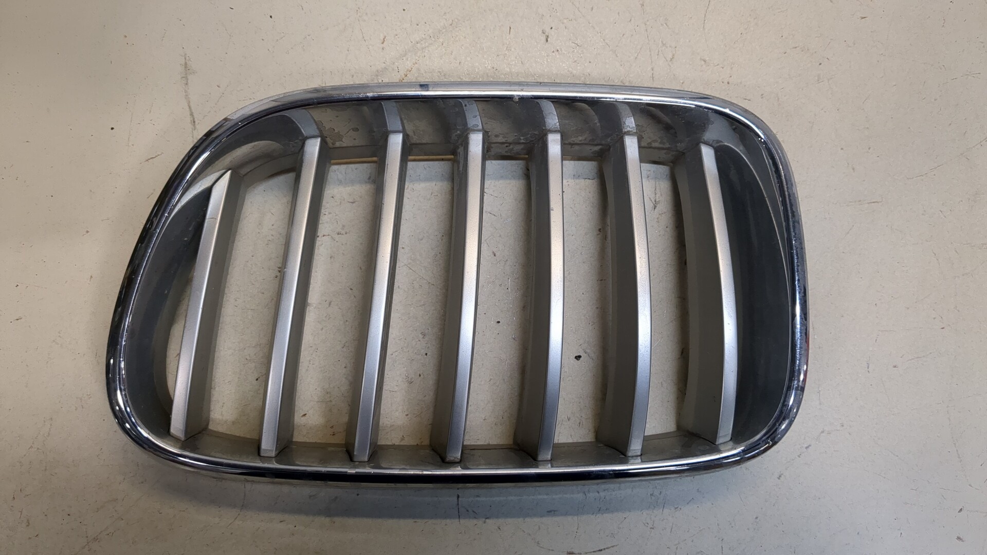 Решетка радиатора