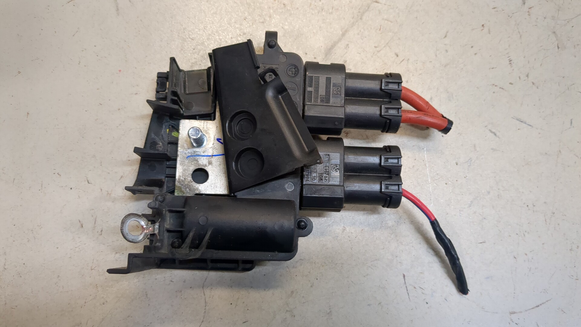 Блок предохранителей