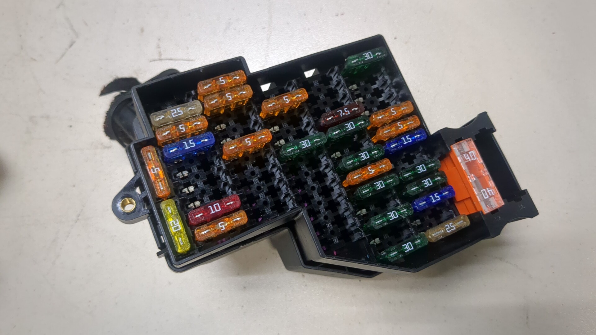 Блок предохранителей