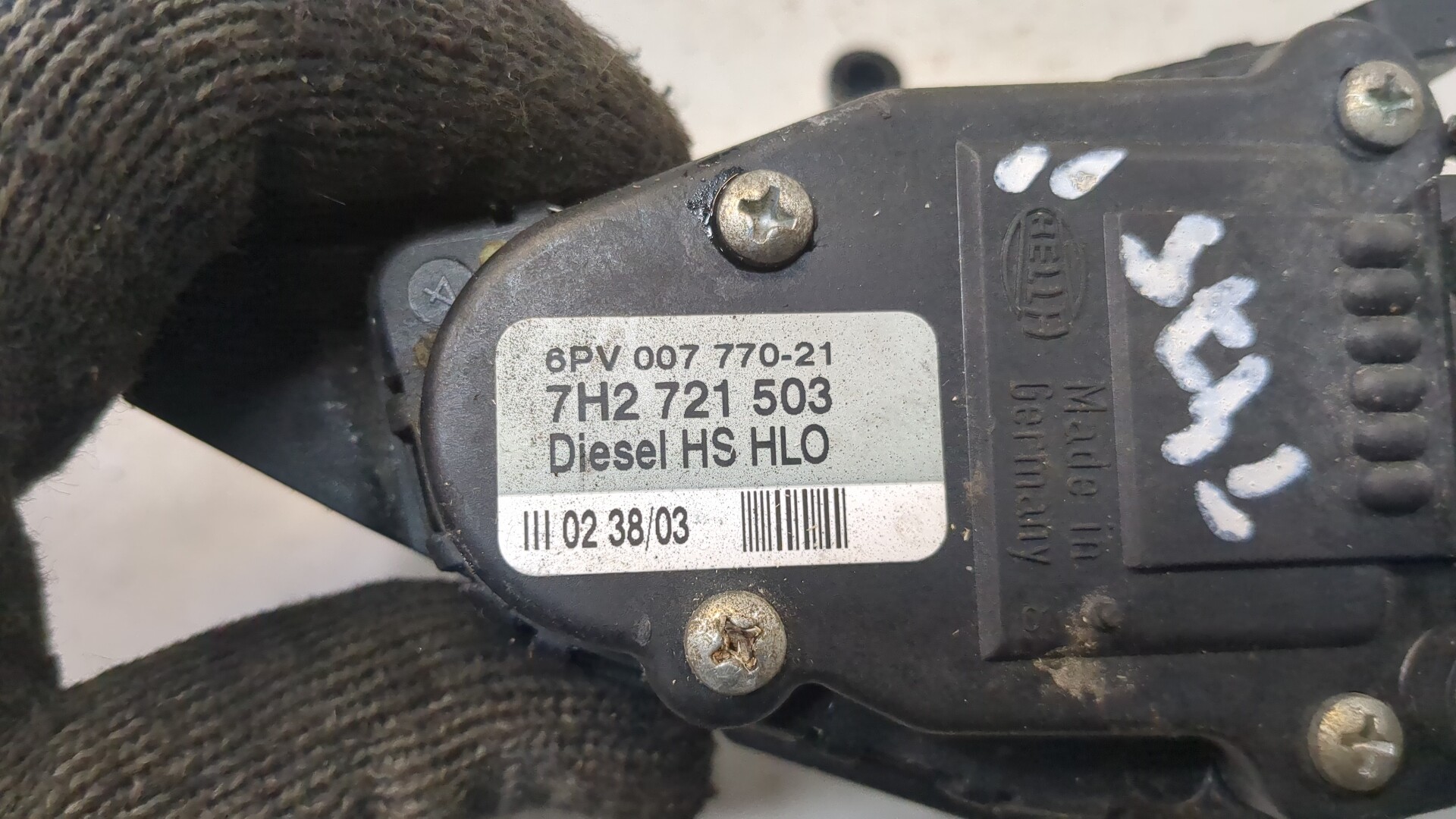 Датчик положения педали акселератора