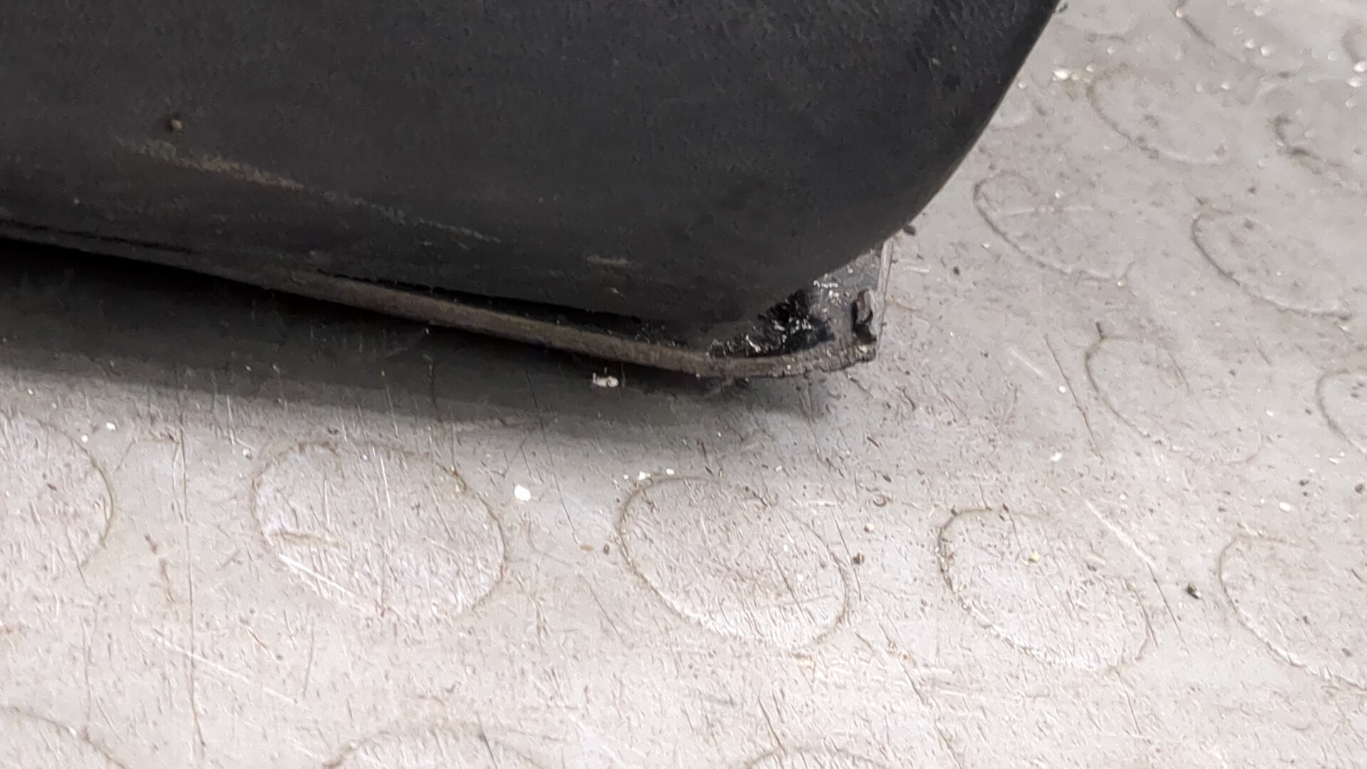 Дверь передняя левая