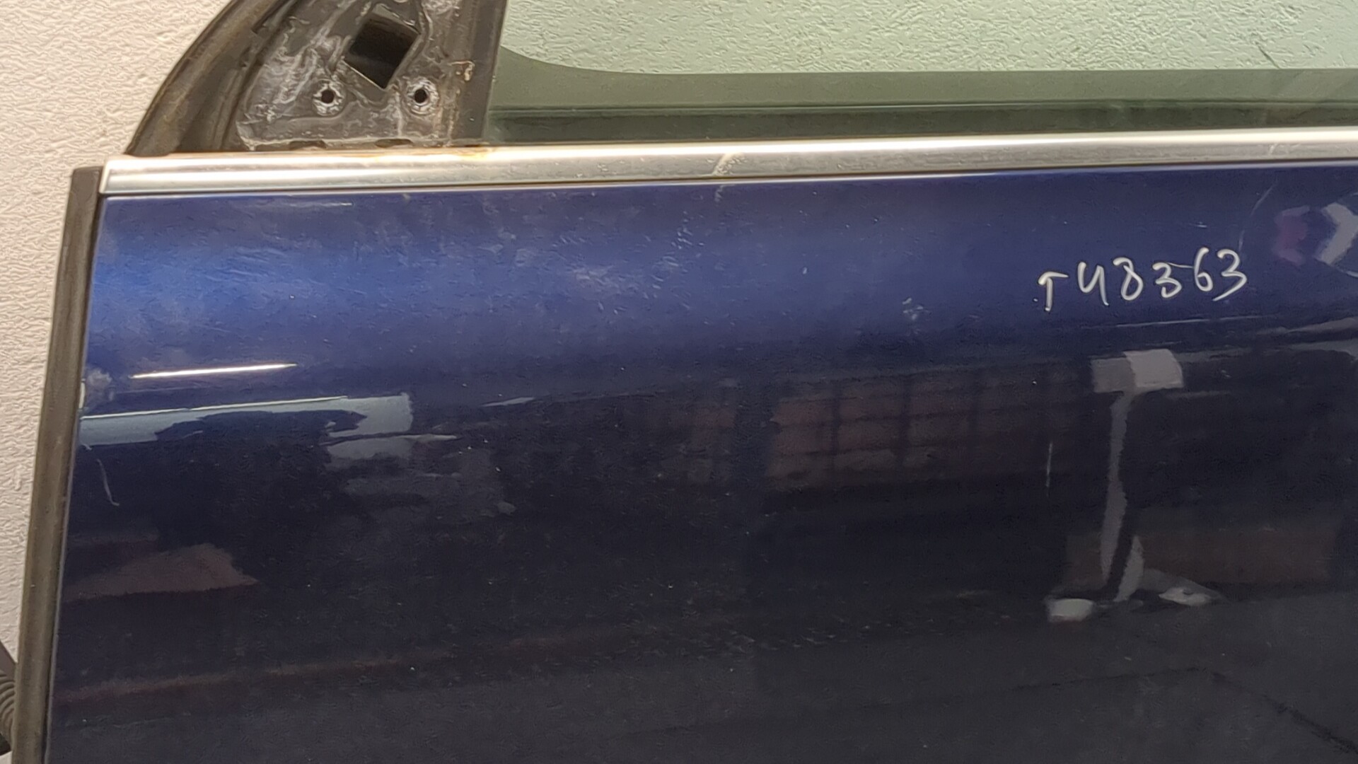 Дверь передняя левая