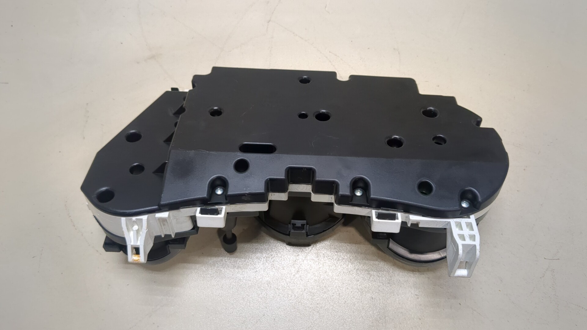 Панель приборов