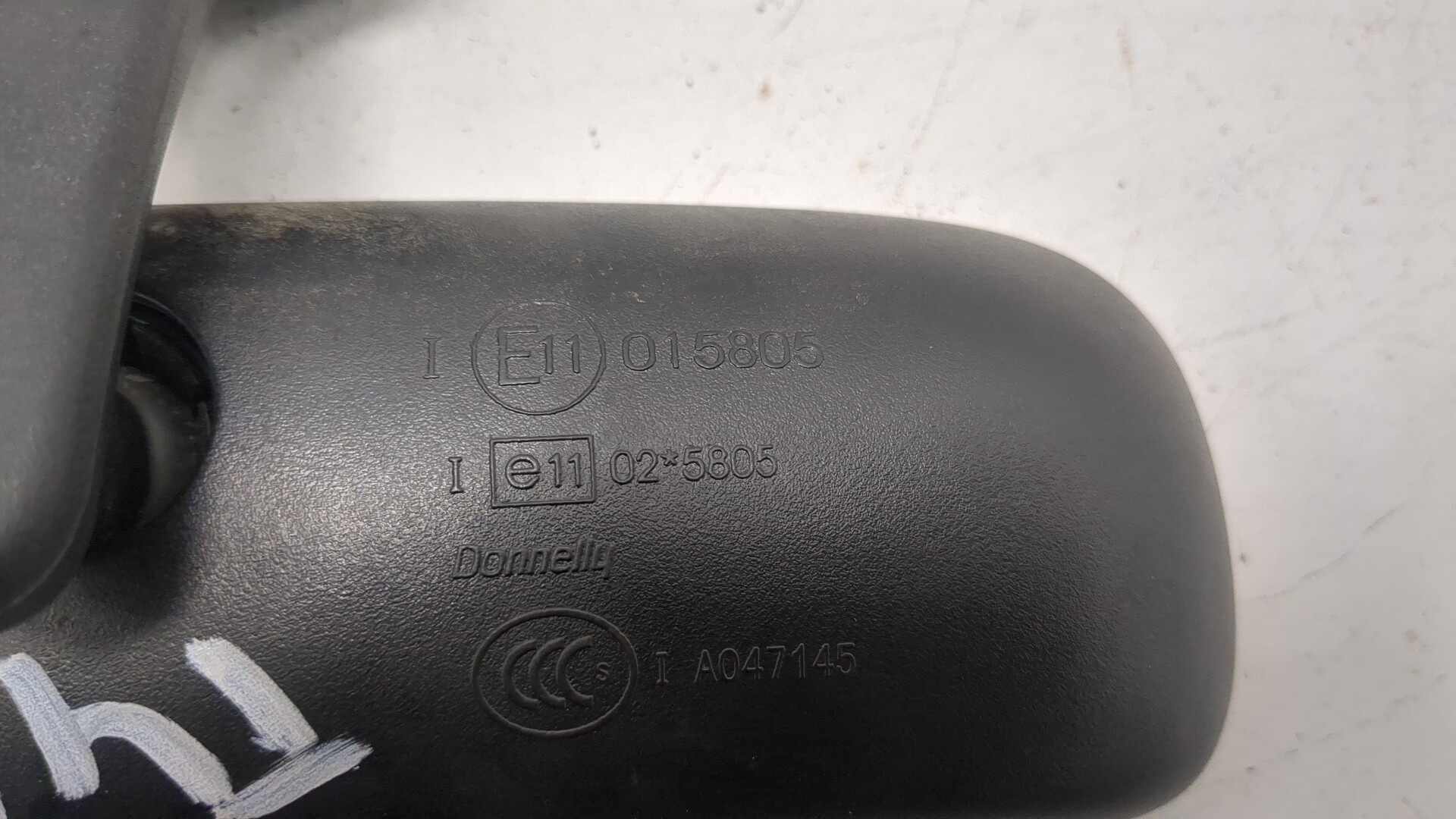 Зеркало заднего вида