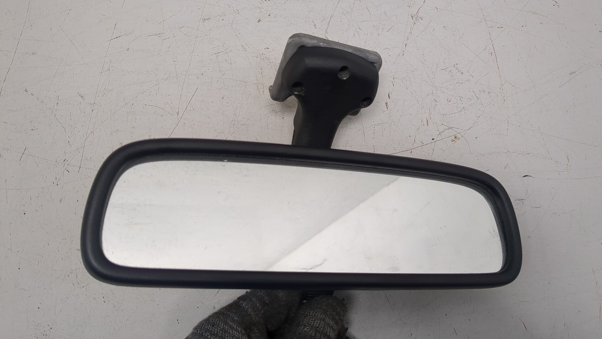 Зеркало заднего вида