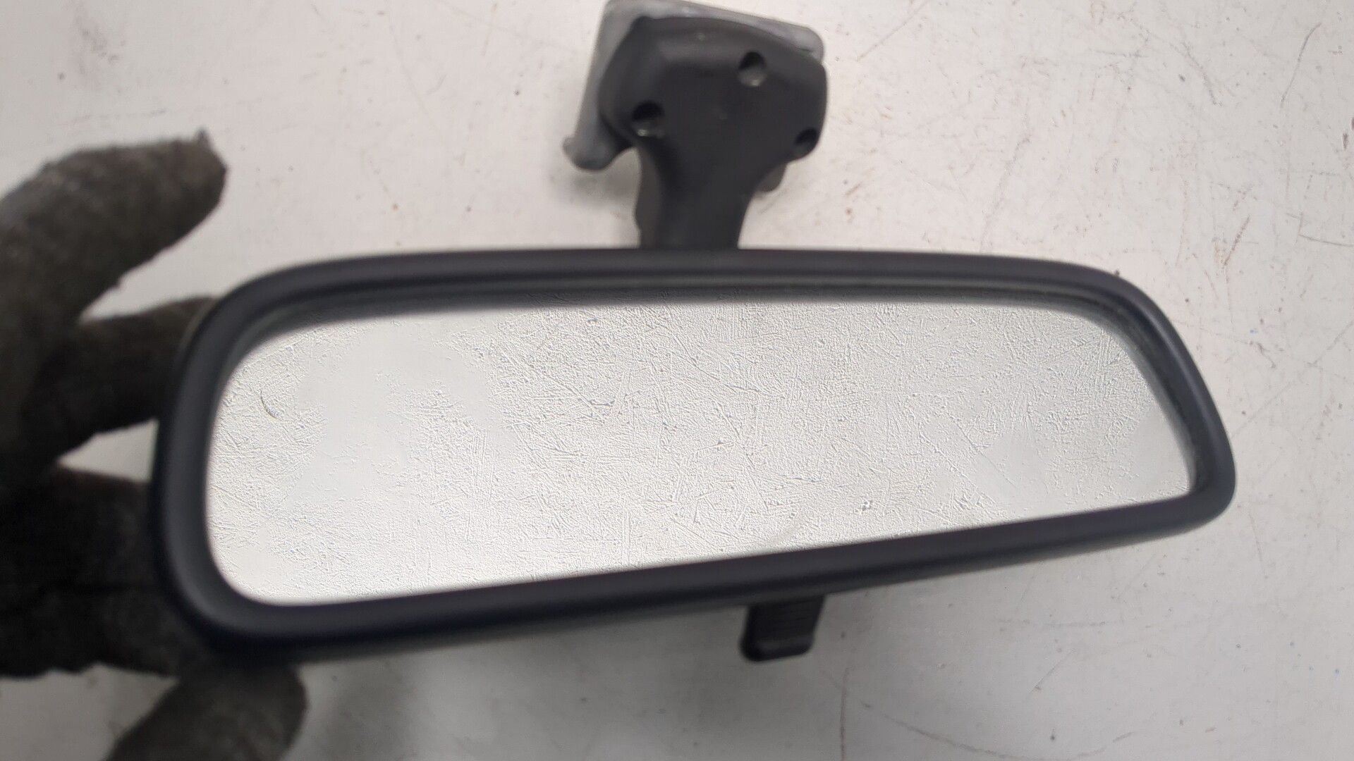 Зеркало заднего вида