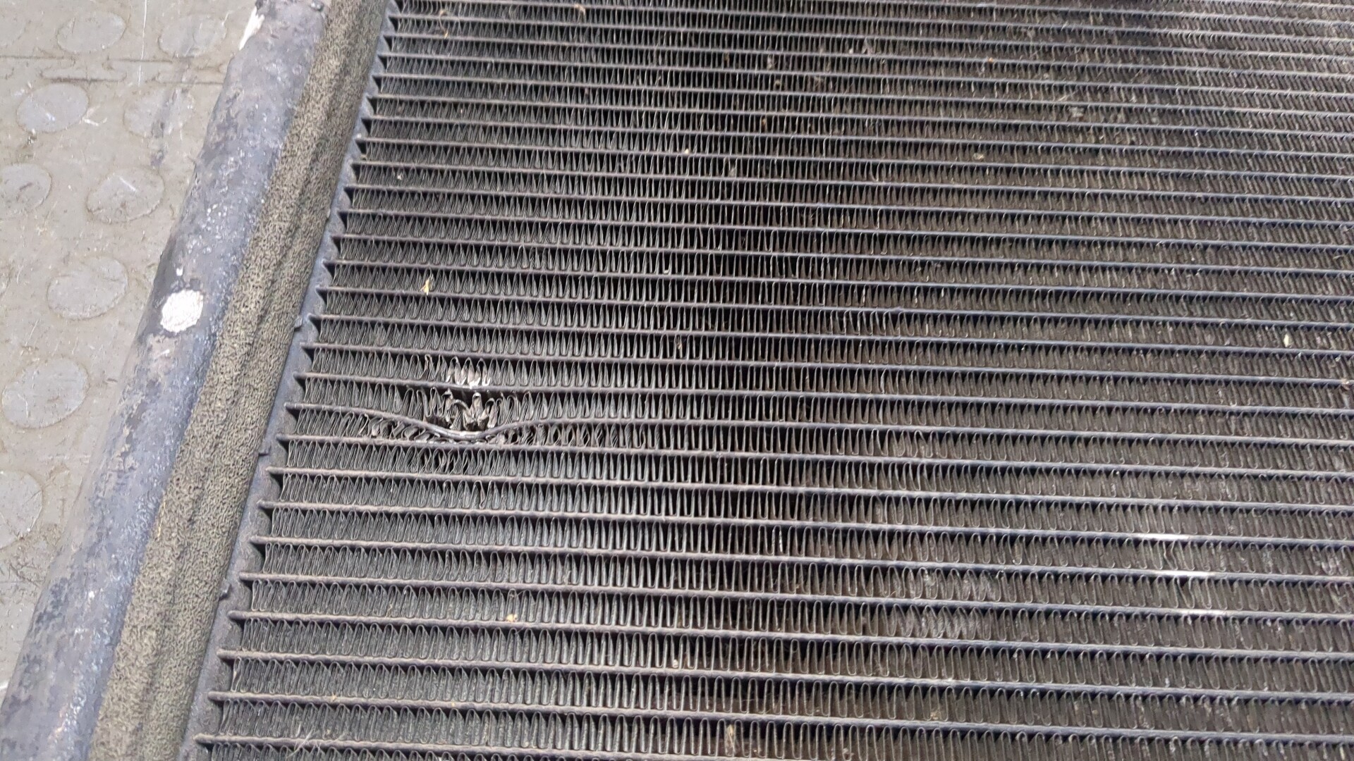 Радиатор кондиционера / конденсер